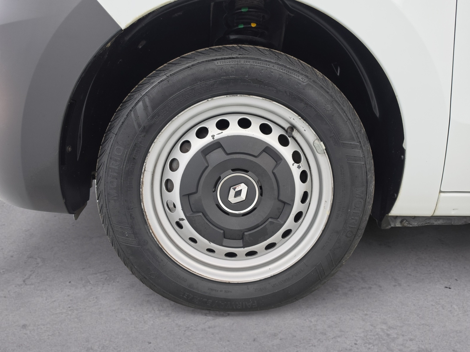 Vente en ligne Renault Express Van  BLUE DCI 95 au prix de 13 490 €