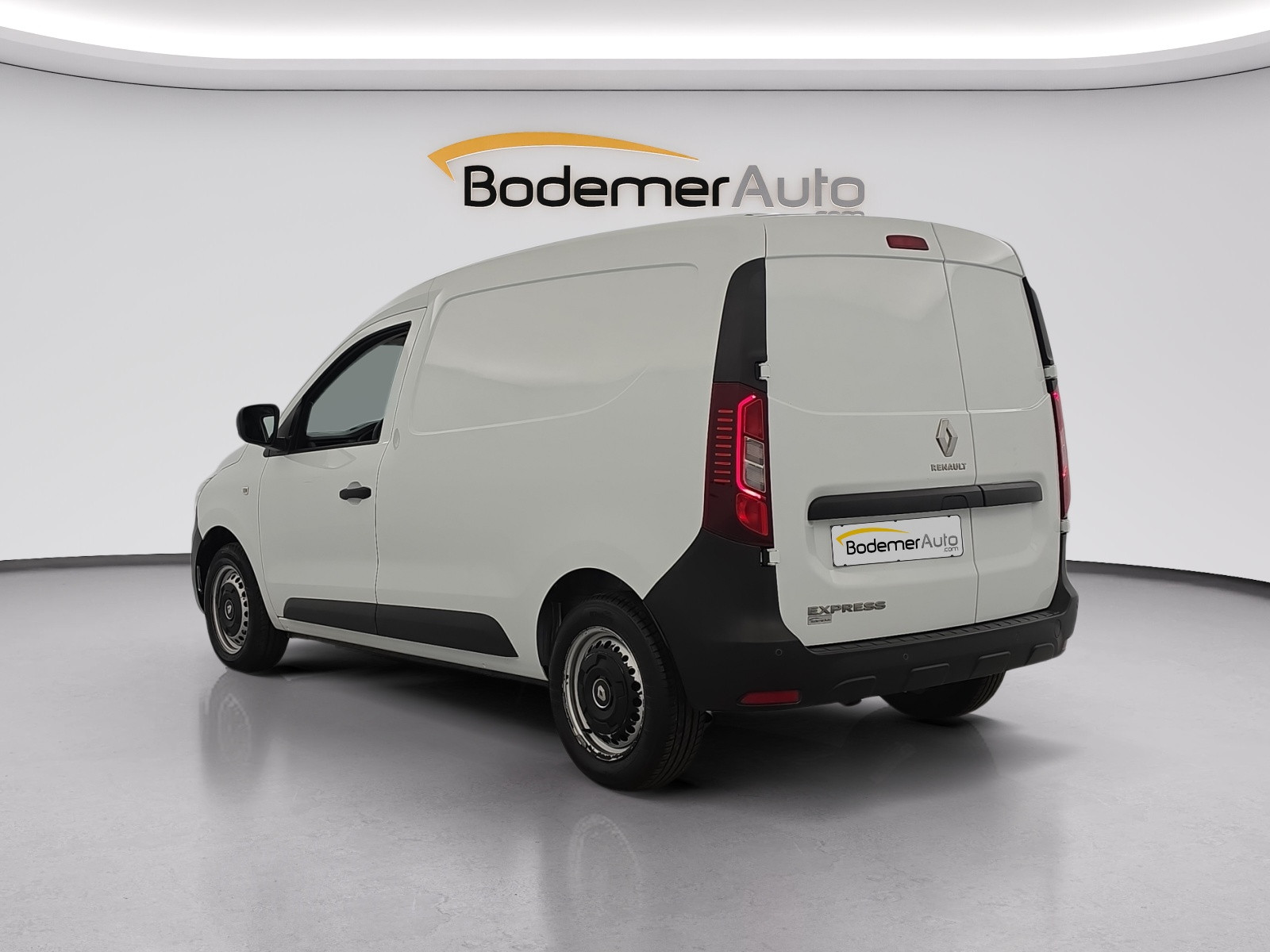 Vente en ligne Renault Express Van  BLUE DCI 95 au prix de 13 490 €