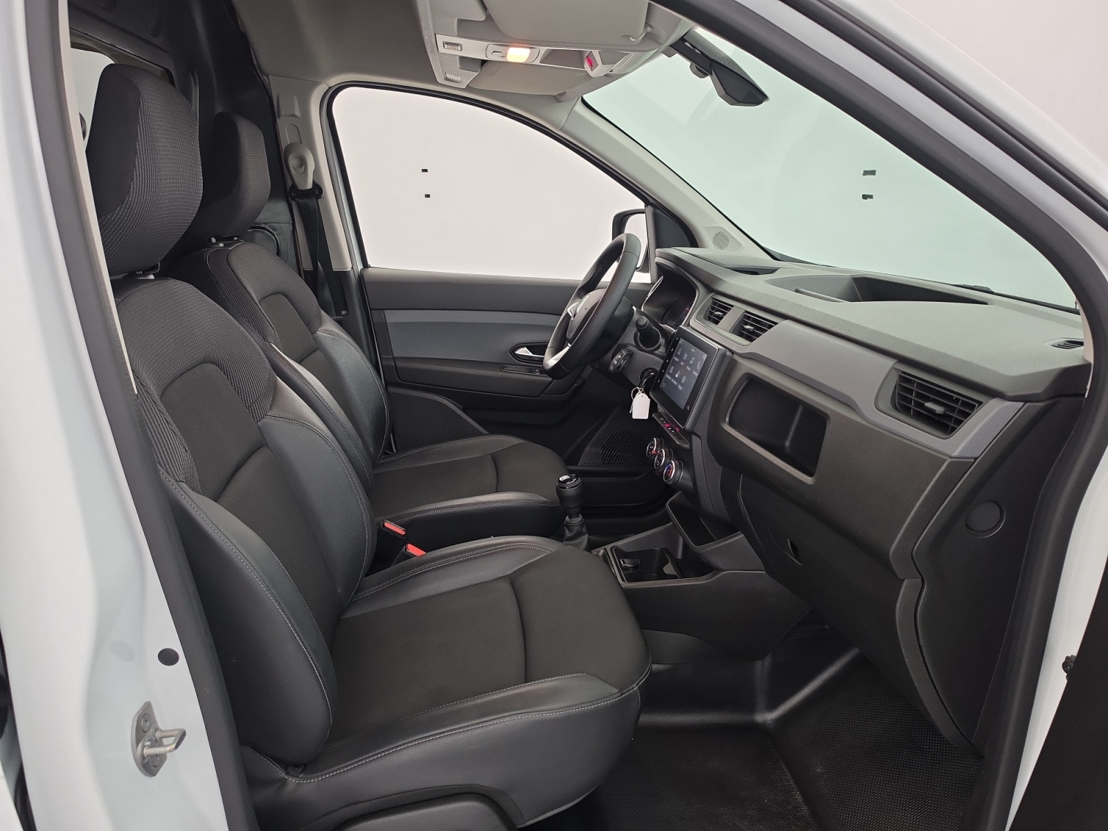 Vente en ligne Renault Express Van  BLUE DCI 95 au prix de 13 490 €