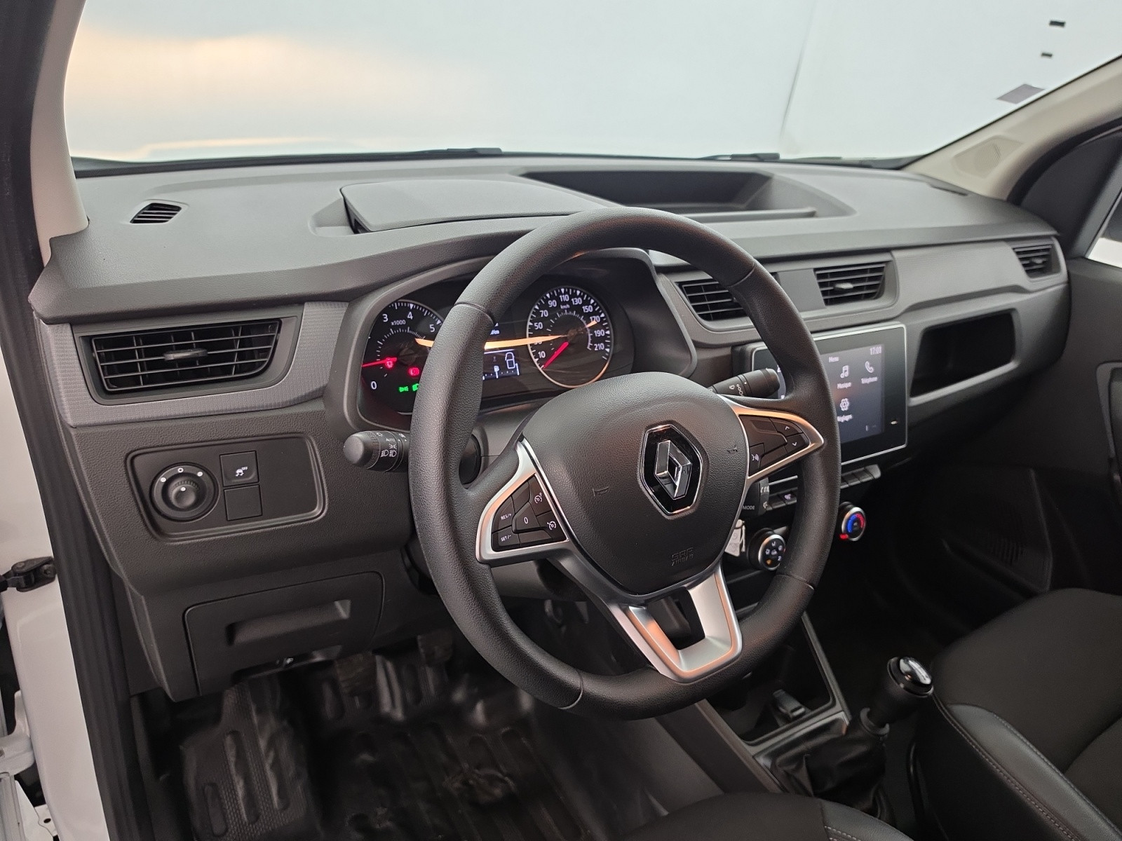 Vente en ligne Renault Express Van  BLUE DCI 95 au prix de 13 490 €