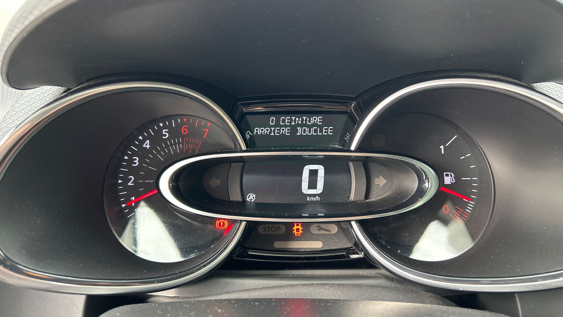 Vente en ligne Renault Clio 4 Clio TCe 90 - 19 au prix de 10 990 €