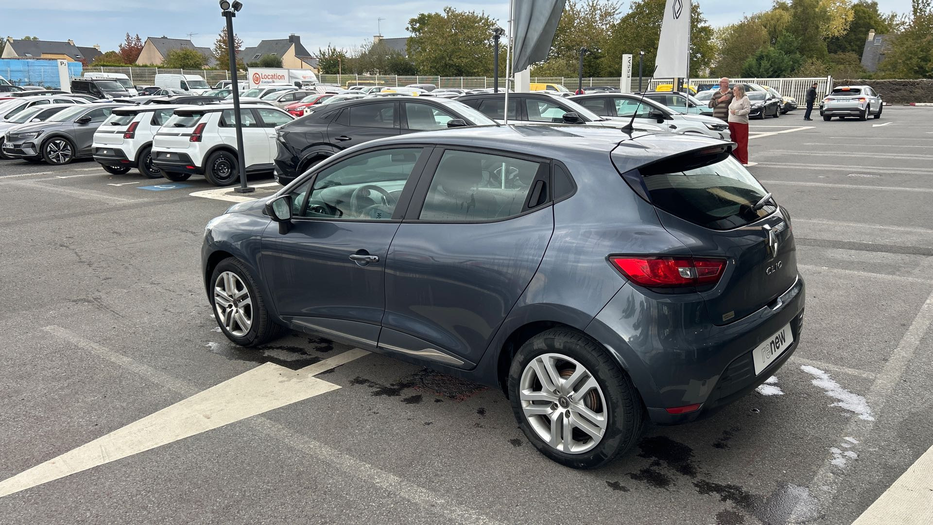 Vente en ligne Renault Clio 4 Clio TCe 90 - 19 au prix de 10 990 €
