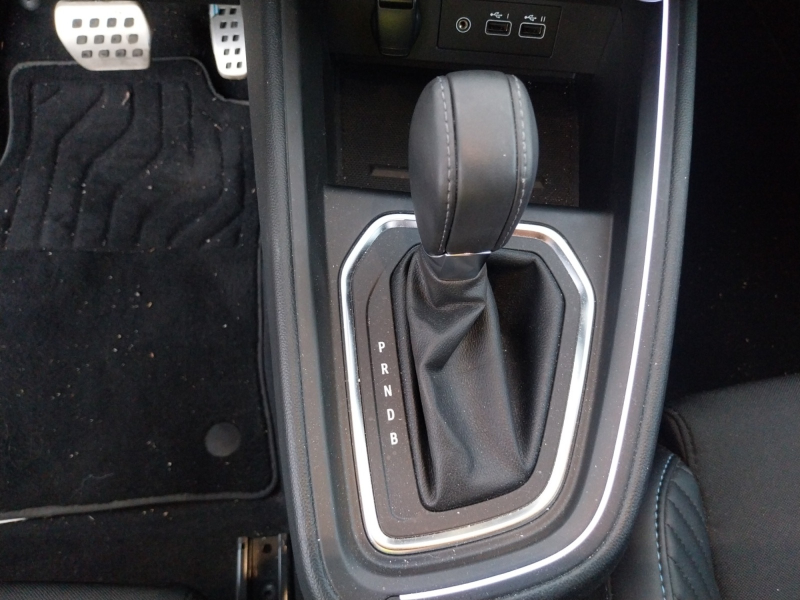 Vente en ligne Renault Clio 5 Clio E-Tech full hybrid 145 au prix de 19 490 €