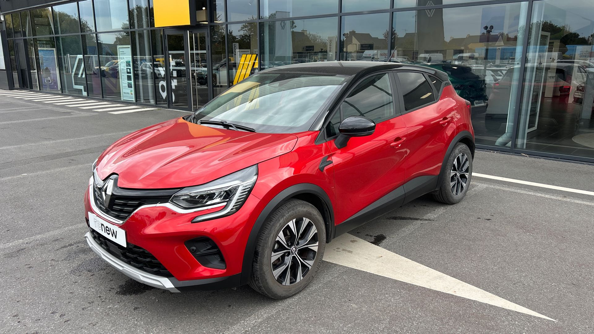 Renault Captur  E-Tech full hybrid 145 occasion de 2023 en vente à Lamballe