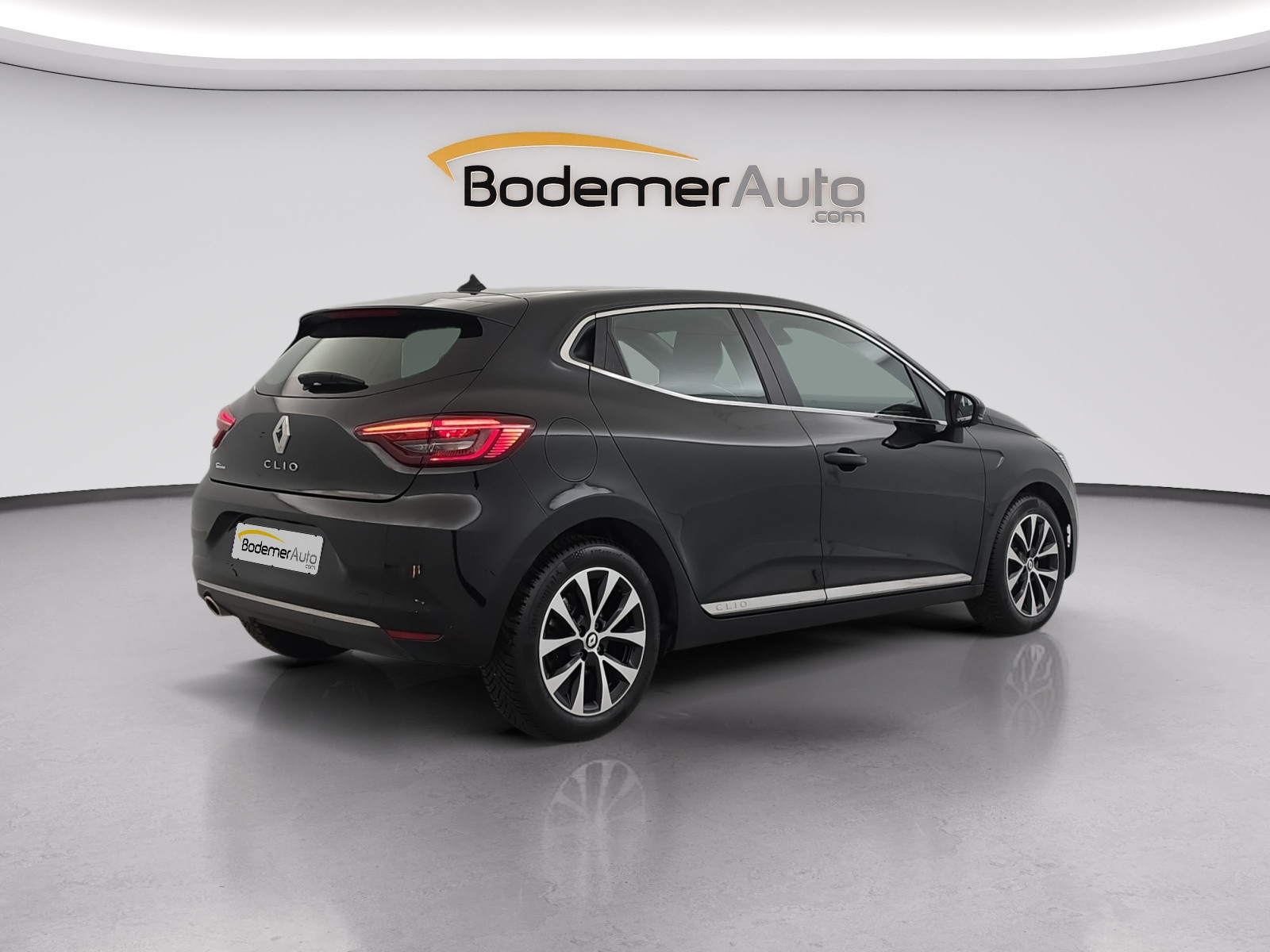 Vente en ligne Renault Clio 5 Clio TCe 90 X-Tronic - 21N au prix de 15 490 €