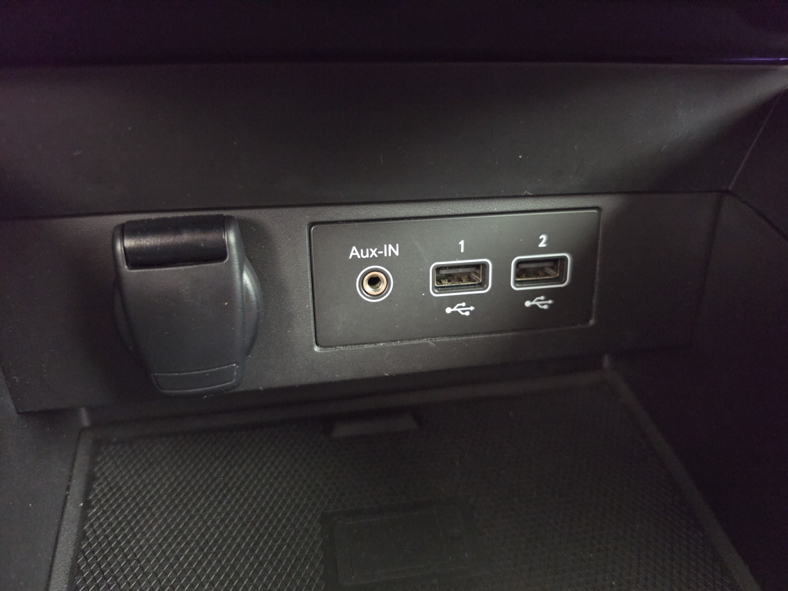 Vente en ligne Renault Clio 5 Clio TCe 90 X-Tronic - 21N au prix de 15 490 €