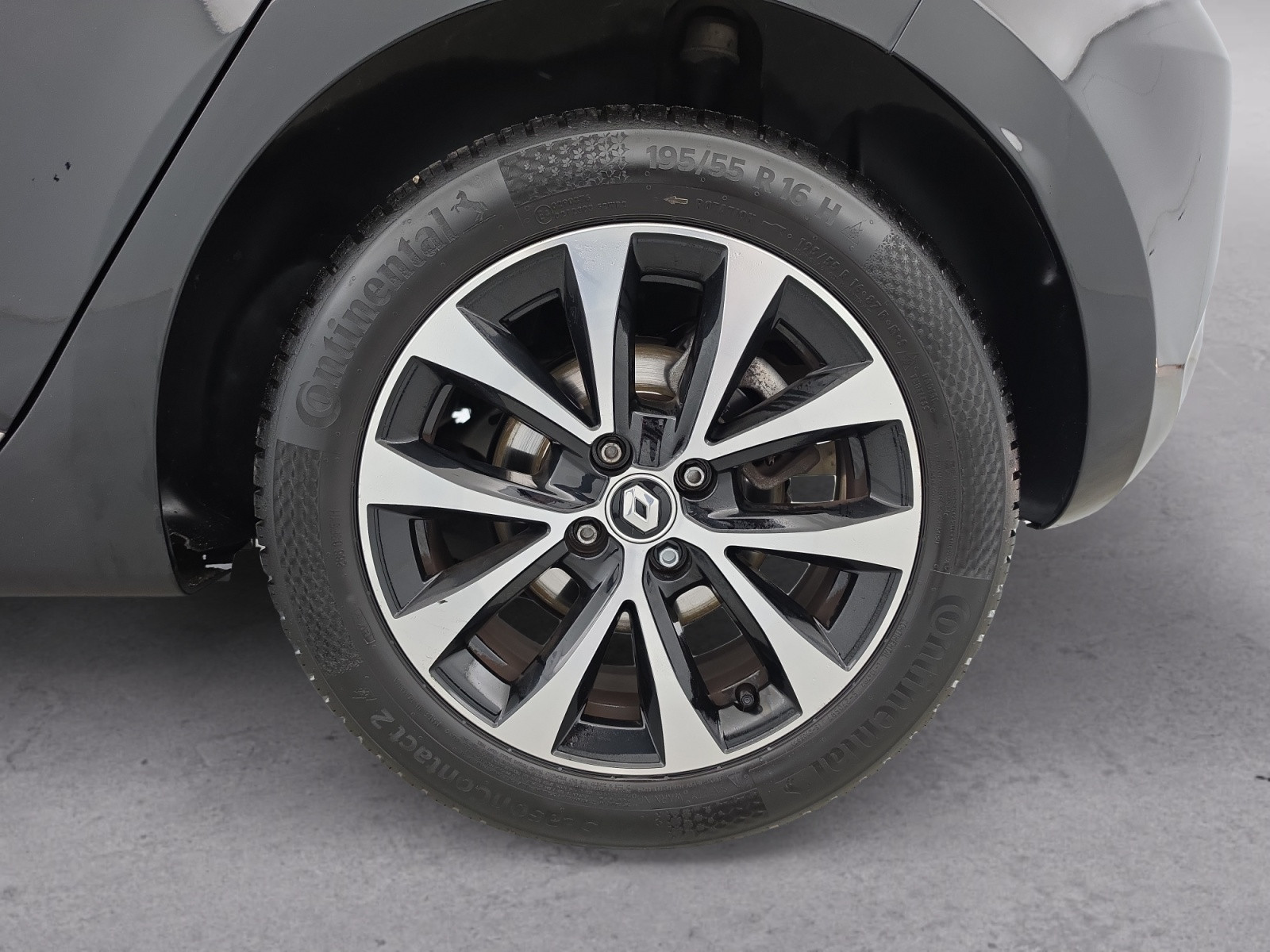 Vente en ligne Renault Clio 5 Clio TCe 90 X-Tronic - 21N au prix de 15 490 €