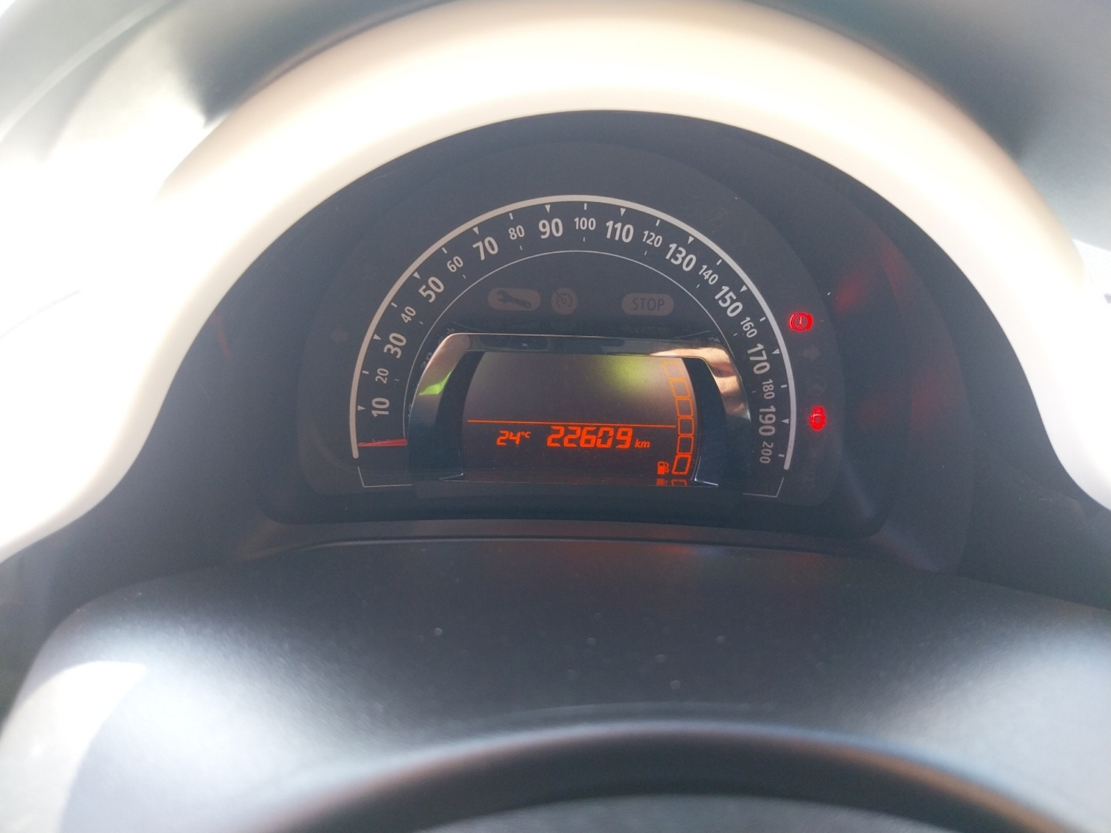 Vente en ligne Renault Twingo 3  SCe 65 - 21 au prix de 10 990 €