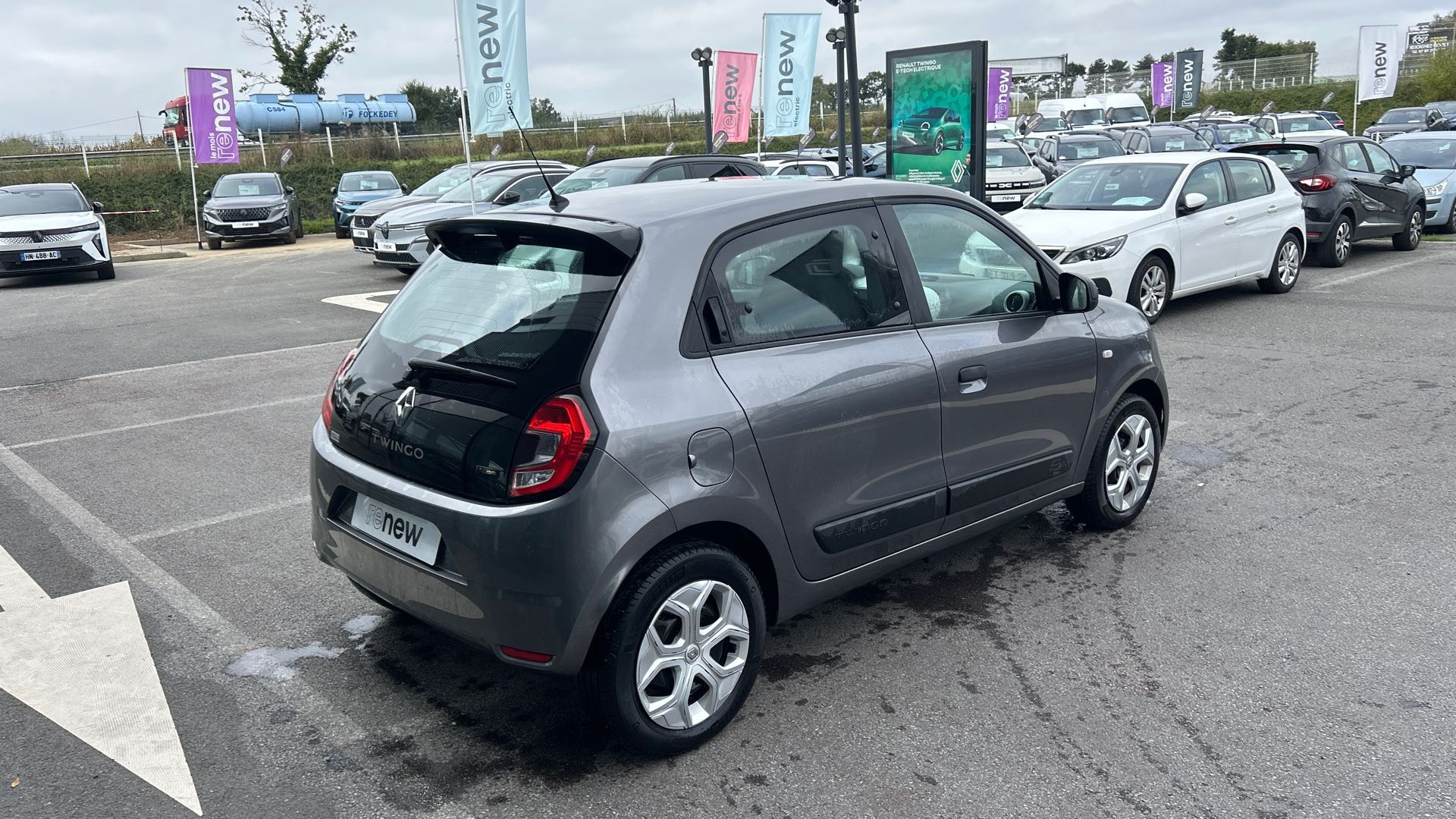 Vente en ligne Renault Twingo Electrique Twingo III E-Tech au prix de 12 990 €