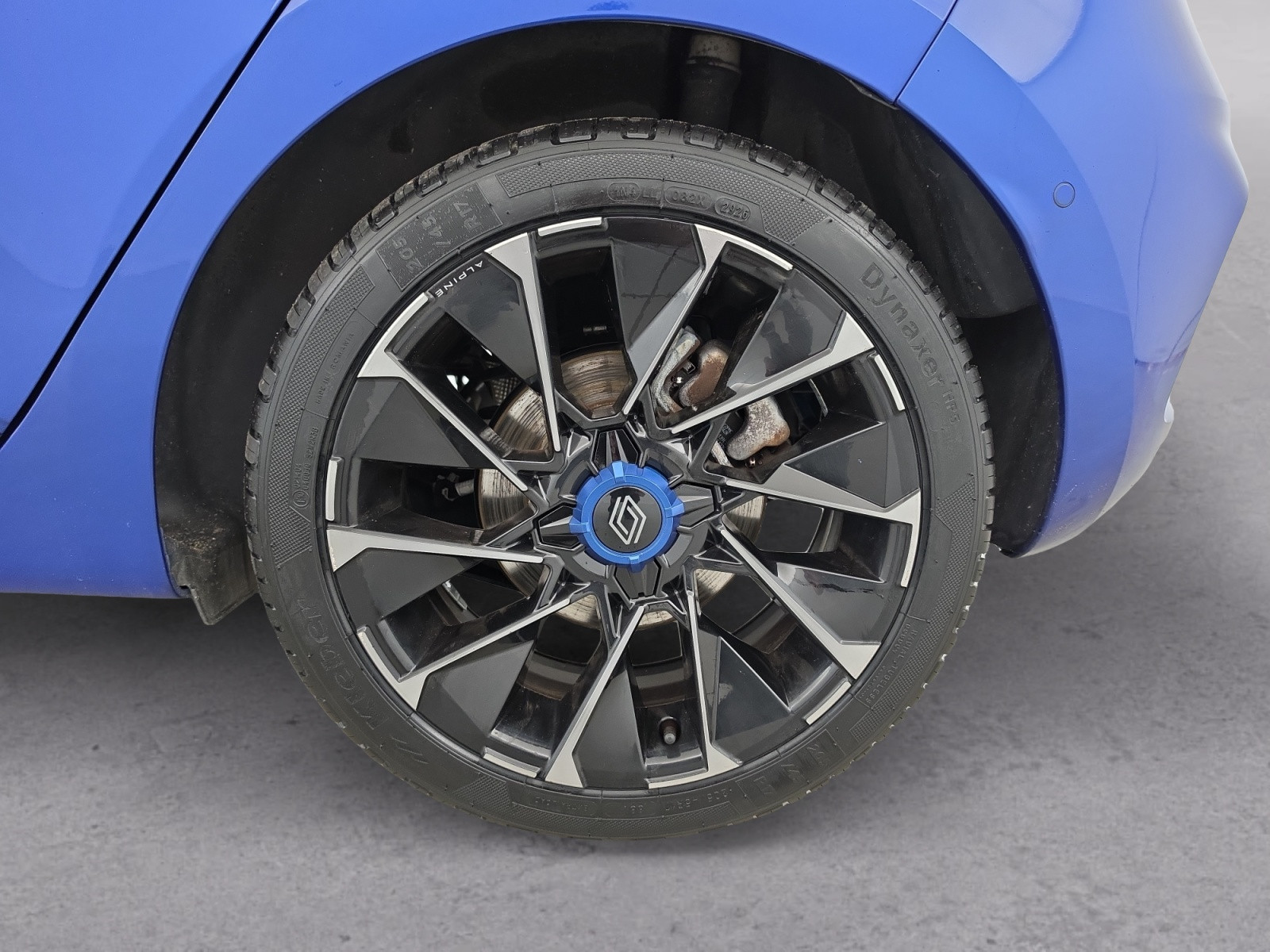 Vente en ligne Renault Clio 5 Clio E-Tech full hybrid 145 au prix de 19 490 €