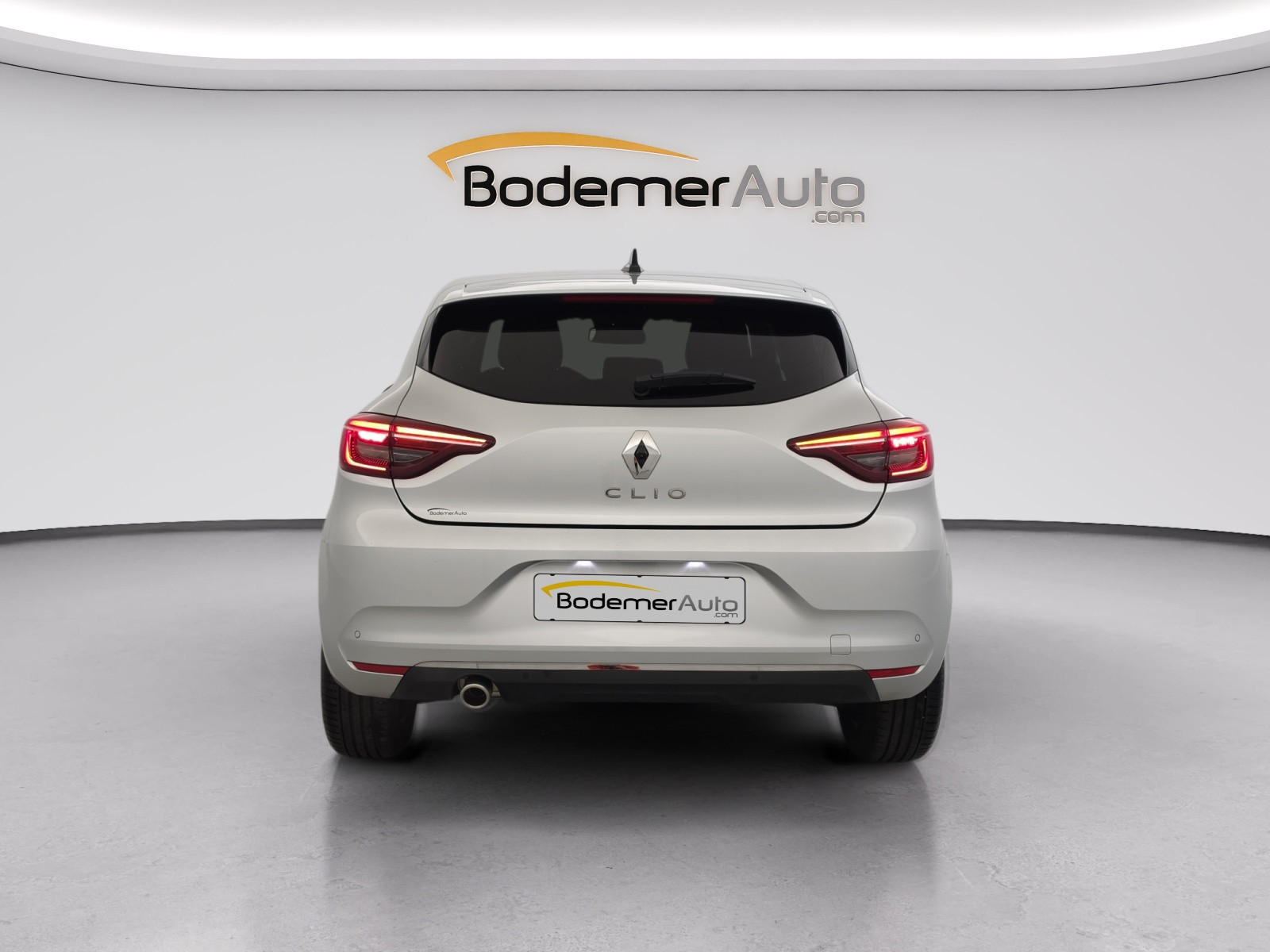 Vente en ligne Renault Clio 5 Clio TCe 90 au prix de 15 490 €