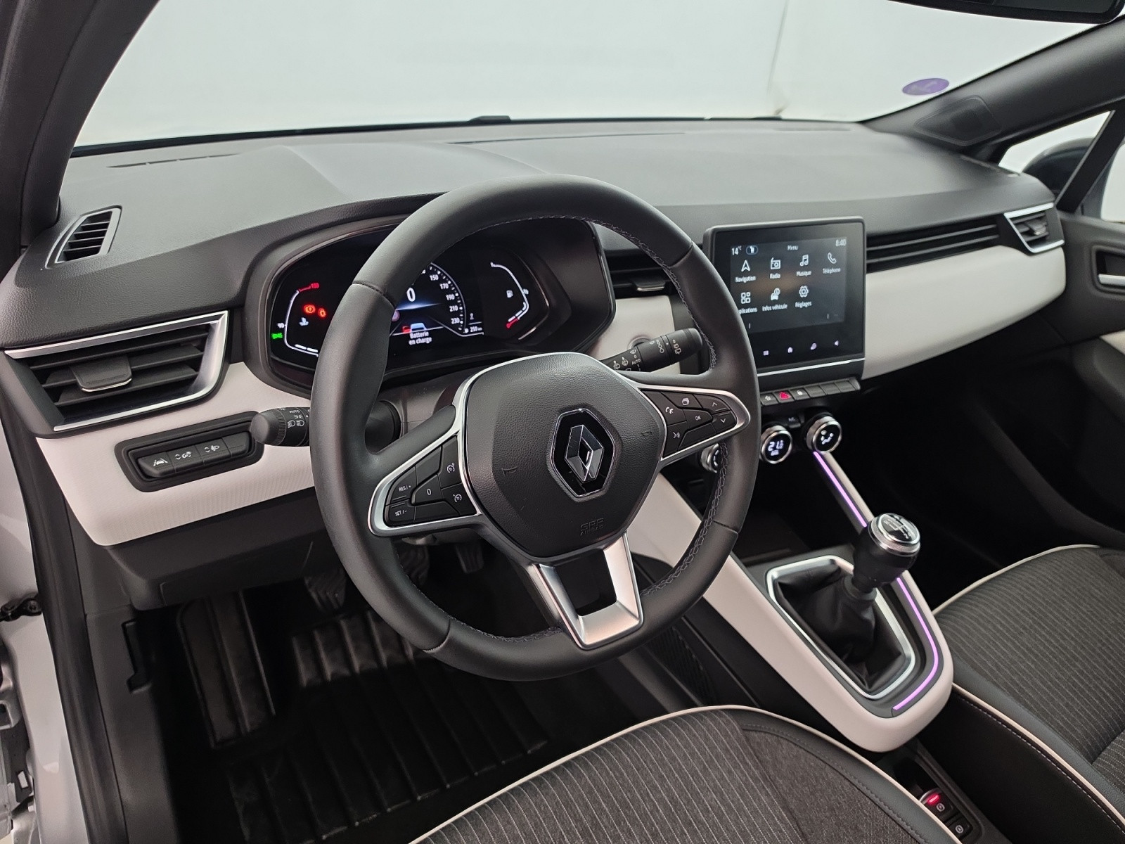 Vente en ligne Renault Clio 5 Clio TCe 90 au prix de 15 490 €