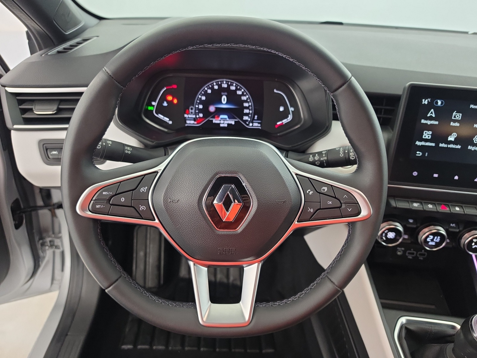 Vente en ligne Renault Clio 5 Clio TCe 90 au prix de 15 490 €