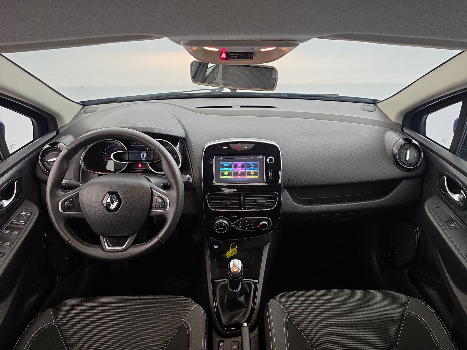 Vente en ligne Renault Clio 4 Estate Clio Estate dCi 90 Energy eco2 82g au prix de 9 890 €