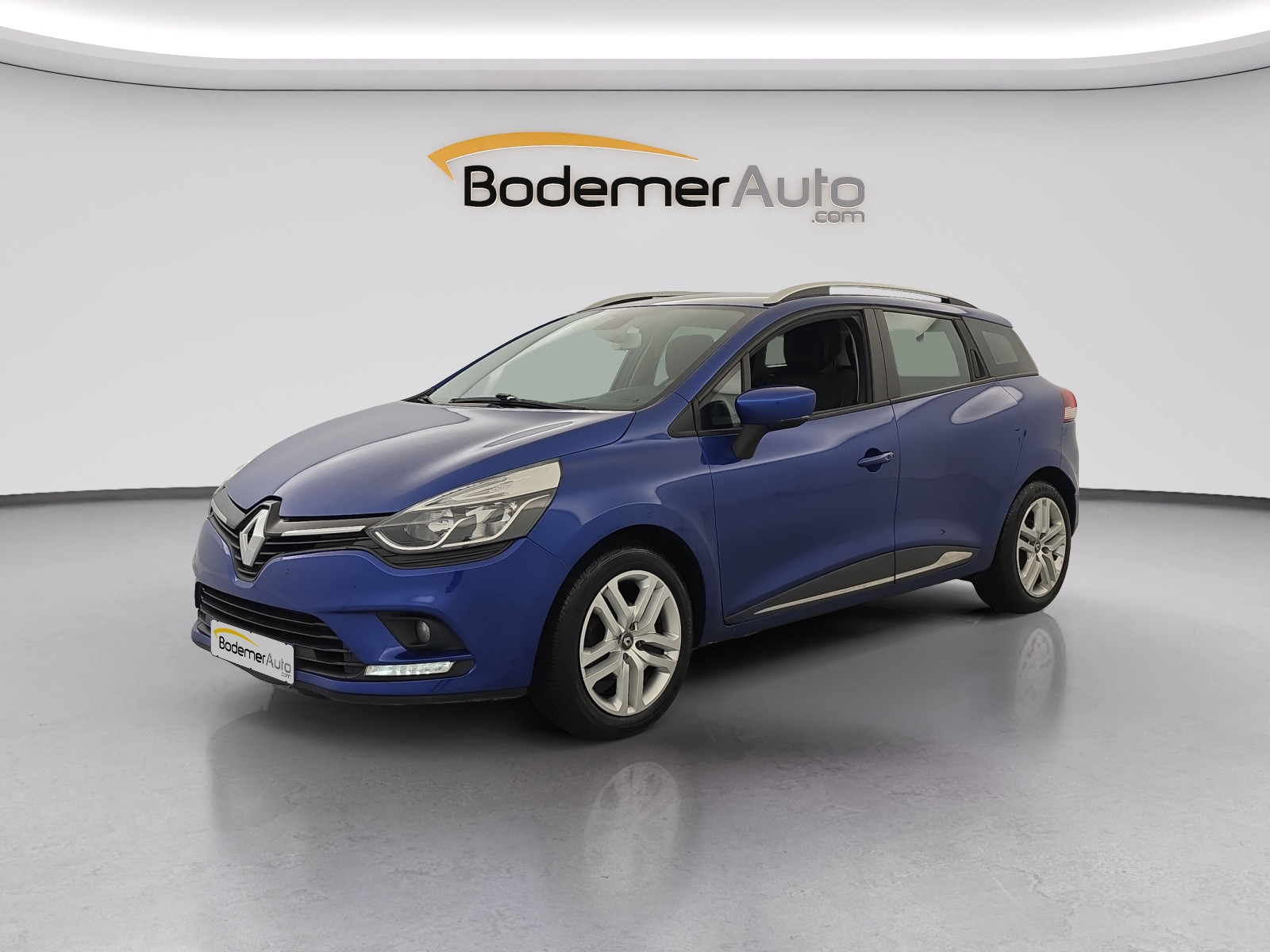 Renault Clio 4 Estate Clio Estate dCi 90 Energy eco2 82g occasion de 2017 en vente à Lamballe