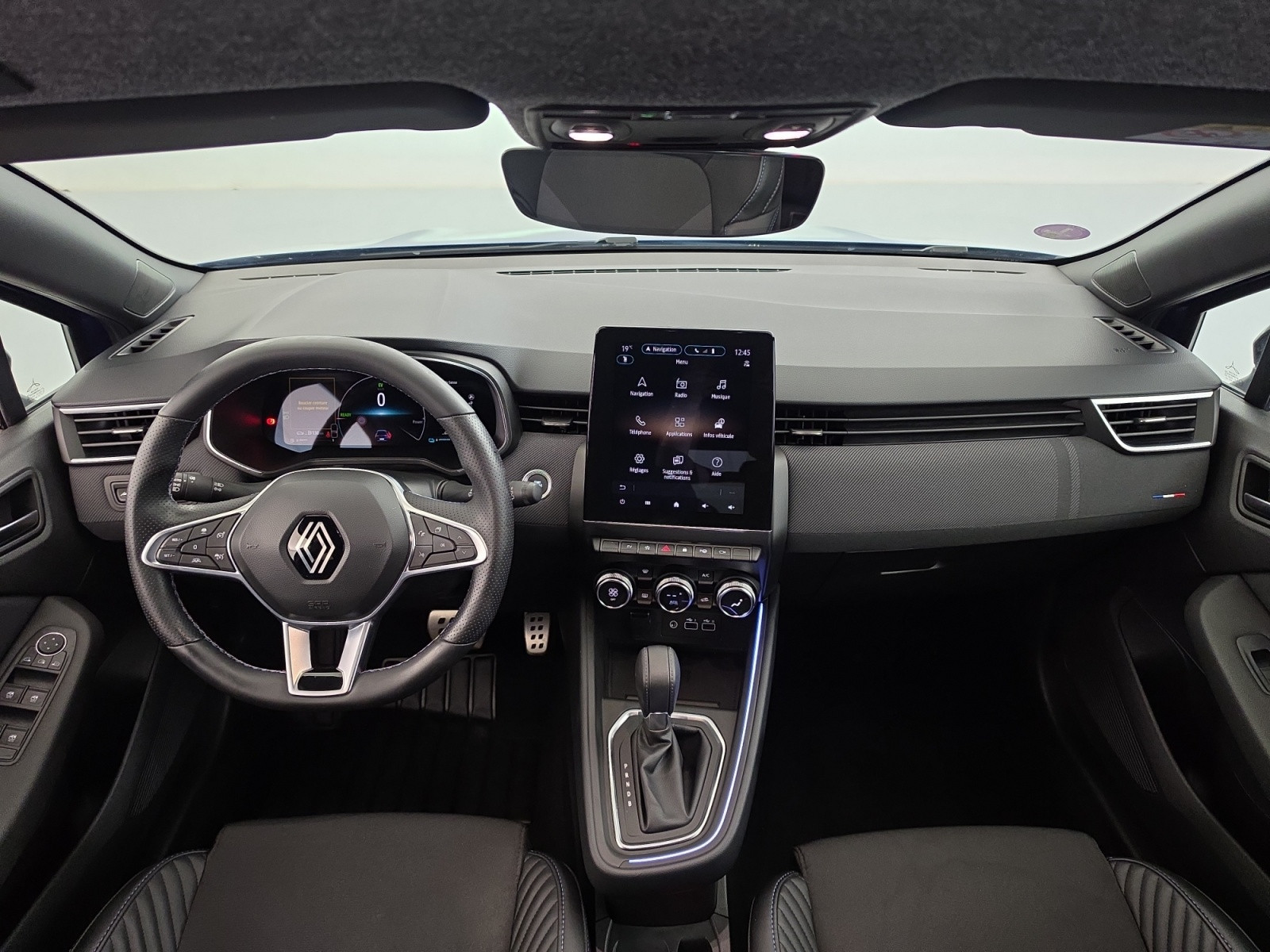 Vente en ligne Renault Clio 5 Clio E-Tech full hybrid 145 au prix de 19 490 €