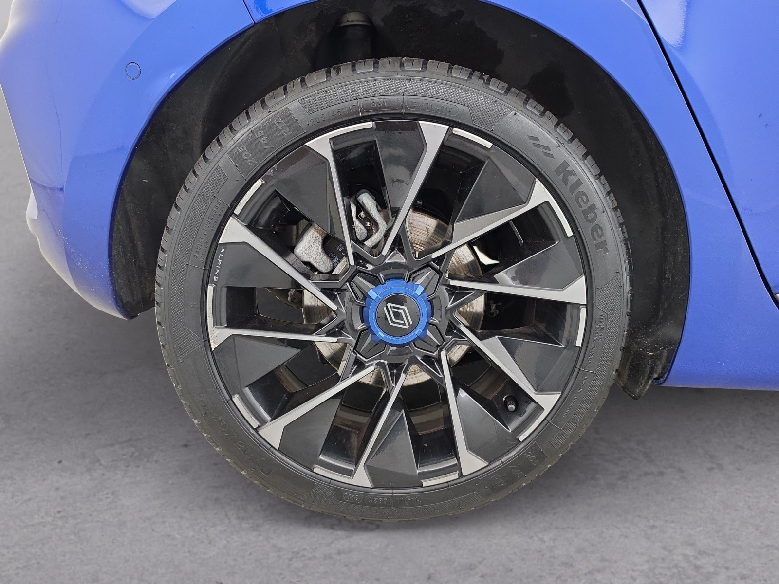Vente en ligne Renault Clio 5 Clio E-Tech full hybrid 145 au prix de 19 490 €