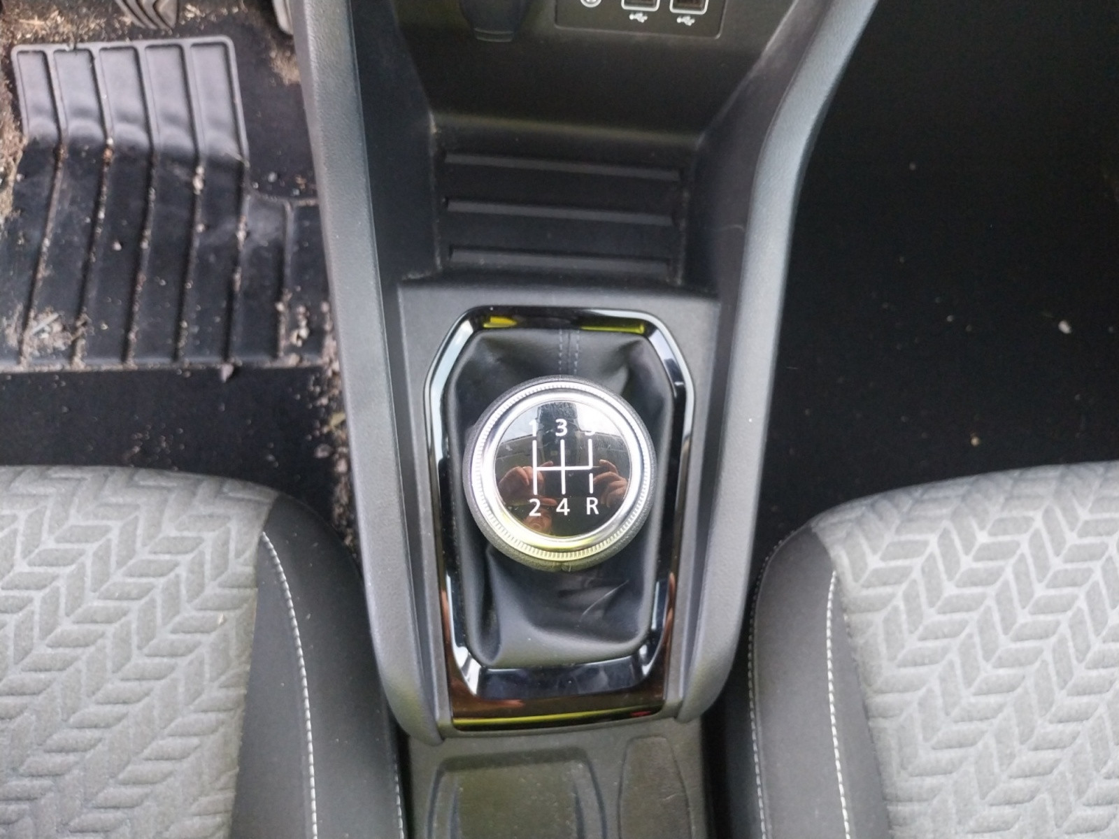 Vente en ligne Renault Clio 5 Clio SCe 65 au prix de 13 290 €