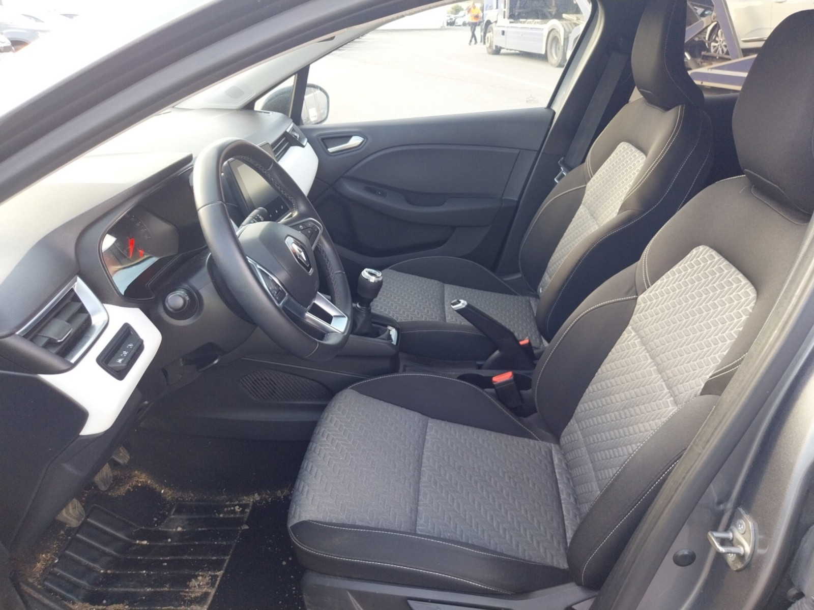 Vente en ligne Renault Clio 5 Clio SCe 65 au prix de 13 290 €