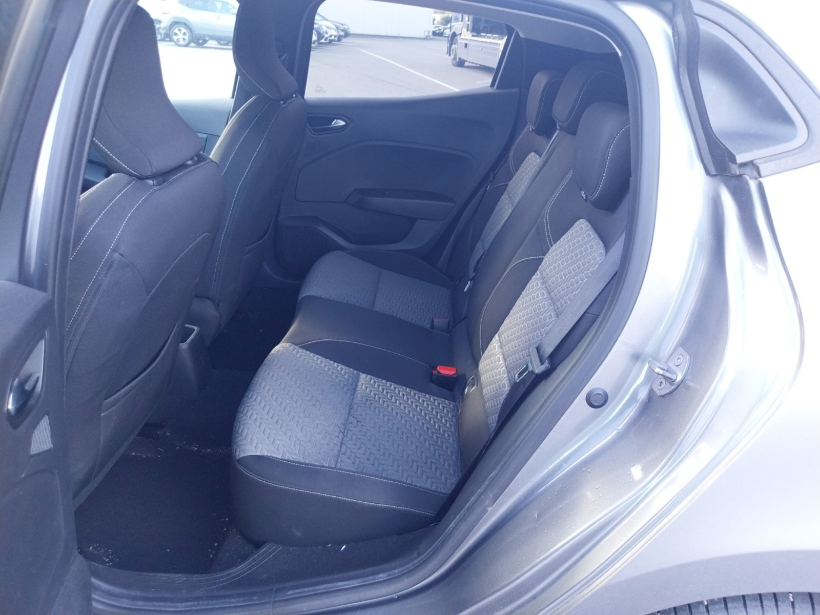 Vente en ligne Renault Clio 5 Clio SCe 65 au prix de 13 290 €
