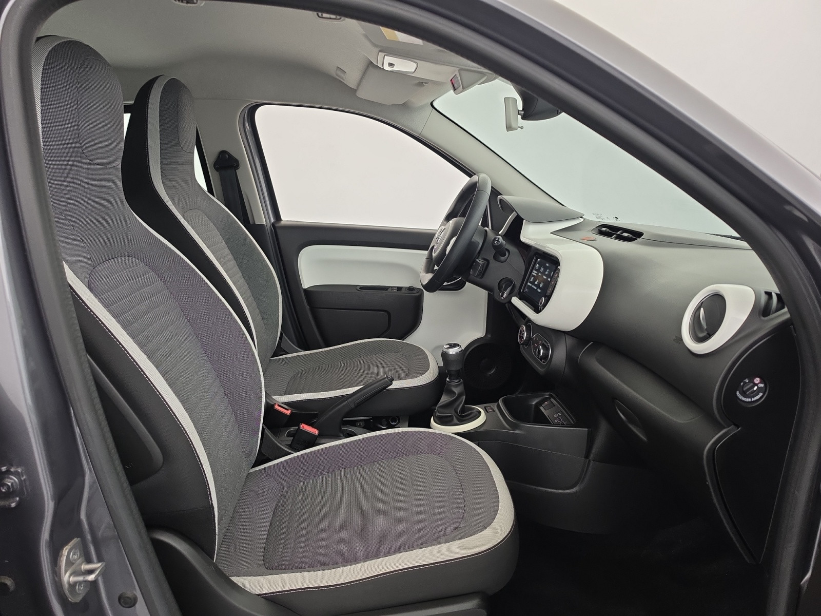 Vente en ligne Renault Twingo 3  SCe 65 - 21 au prix de 10 990 €