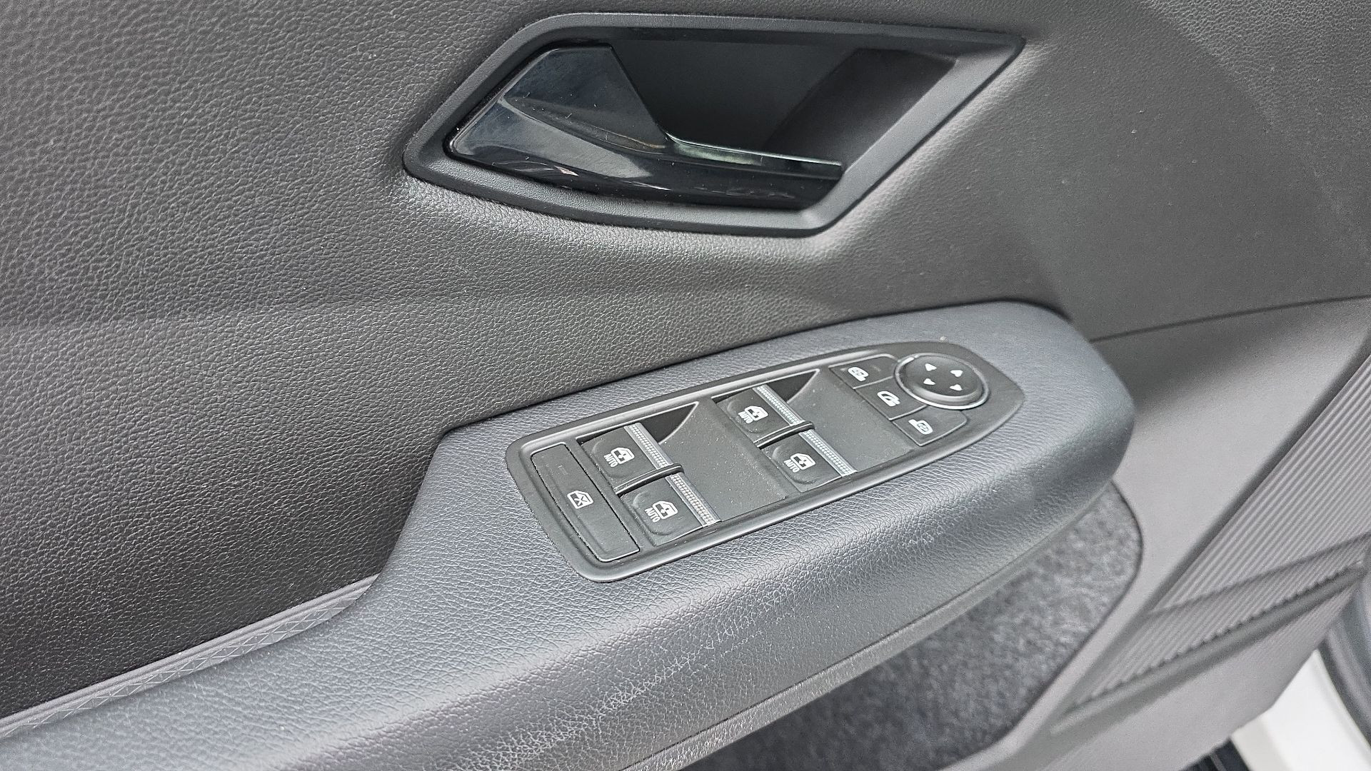 Vente en ligne Renault Megane E-Tech  EV40 130ch standard charge au prix de 18 990 €