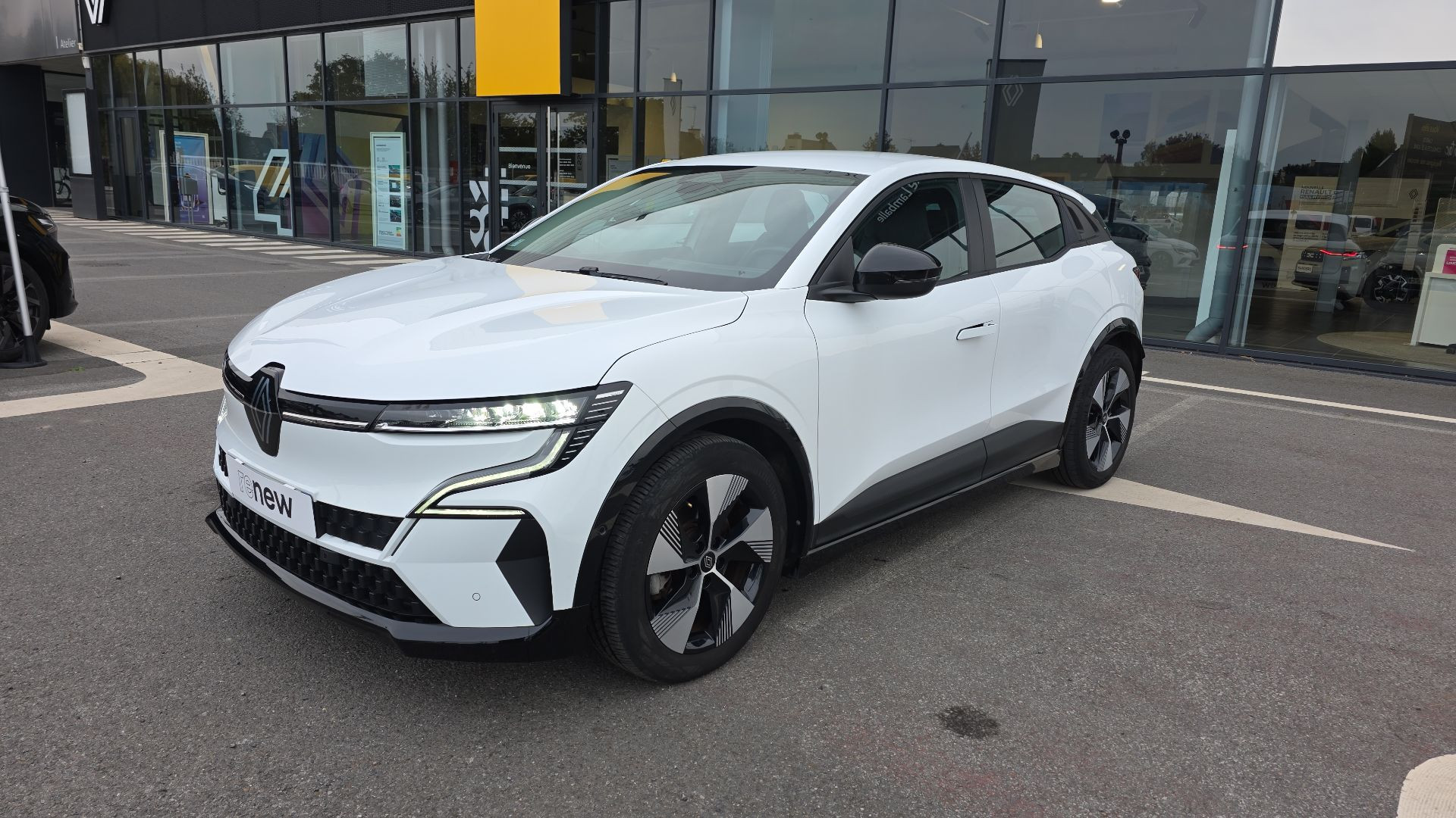 Renault Megane E-Tech  EV40 130ch standard charge occasion de 2022 en vente à Lamballe