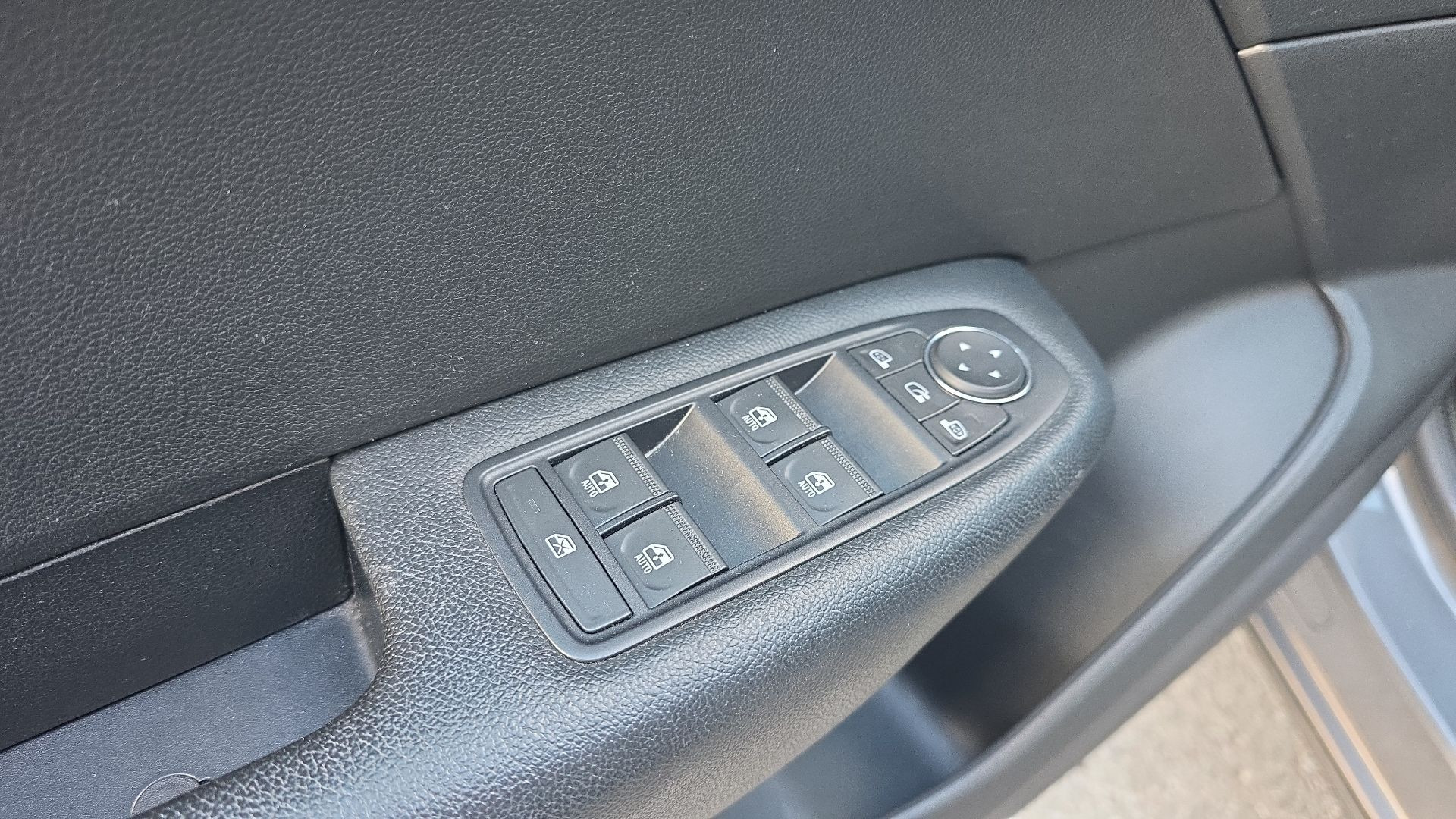 Vente en ligne Renault Arkana  E-Tech hybride 145 - 22 au prix de 19 990 €