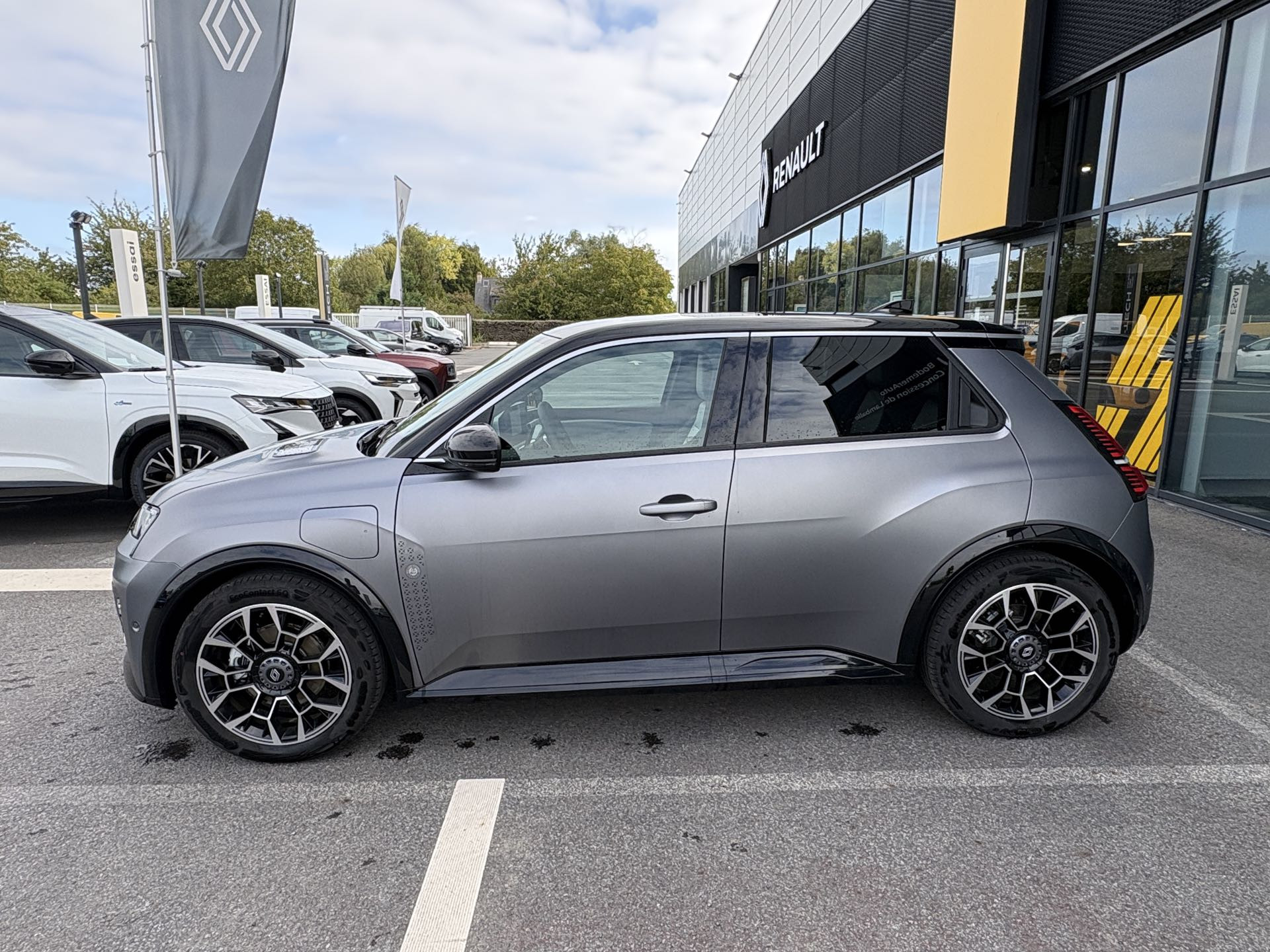 Vente en ligne Renault R5 E-Tech  150 ch autonomie confort au prix de 38 340 €