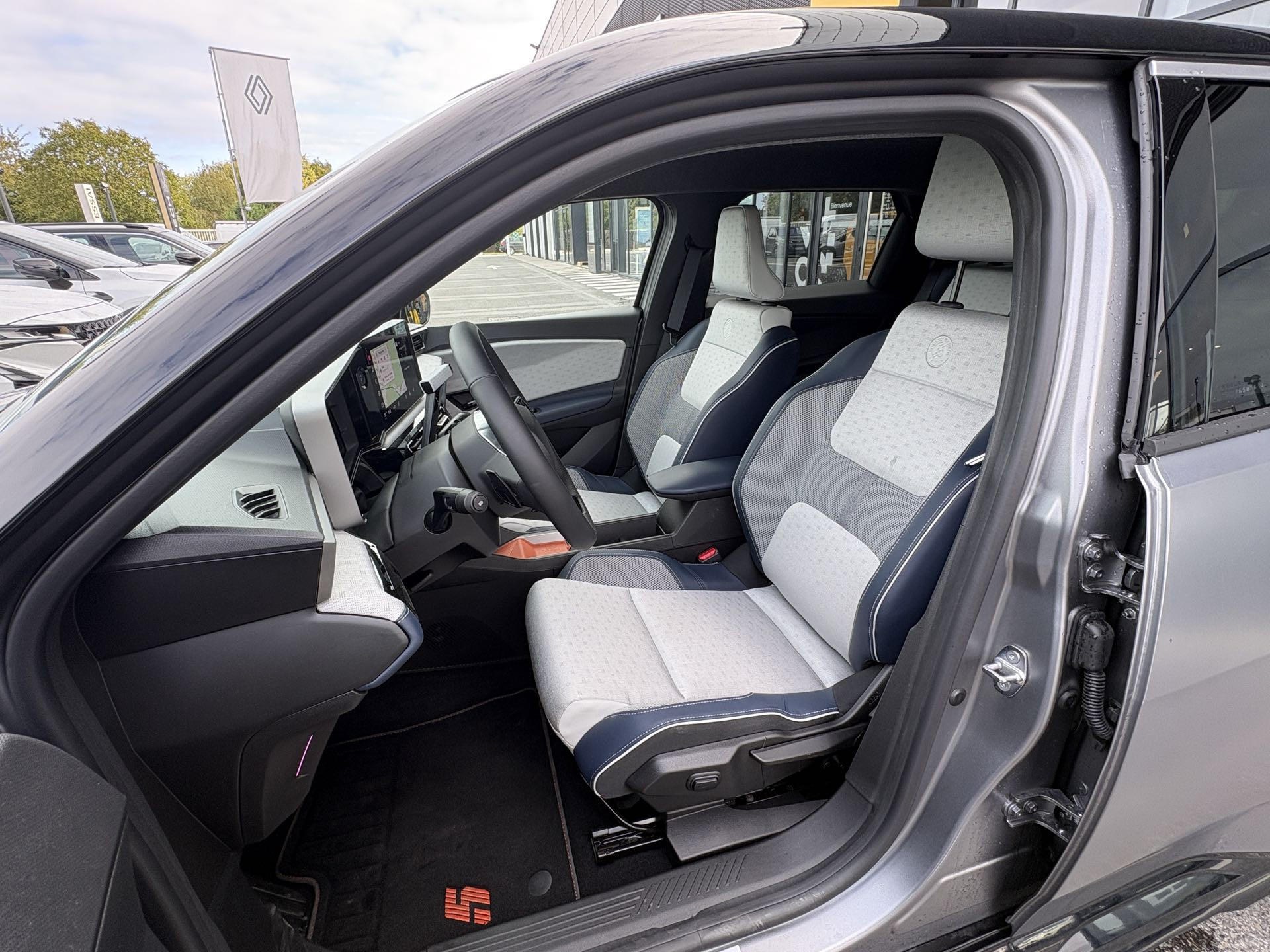 Vente en ligne Renault R5 E-Tech  150 ch autonomie confort au prix de 38 340 €