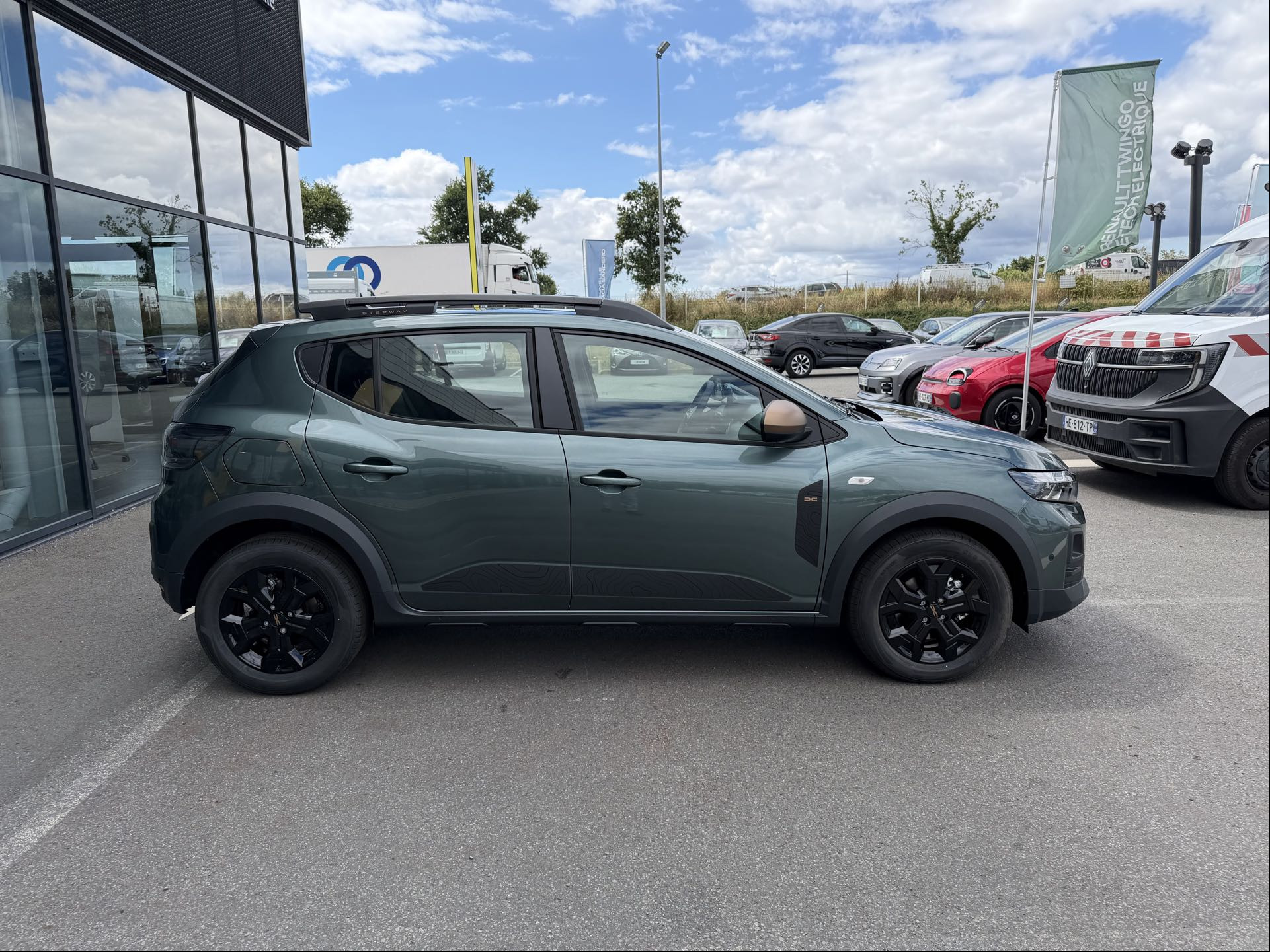 Vente en ligne Dacia Sandero Sandero ECO-G 120 auto au prix de 21 490 €