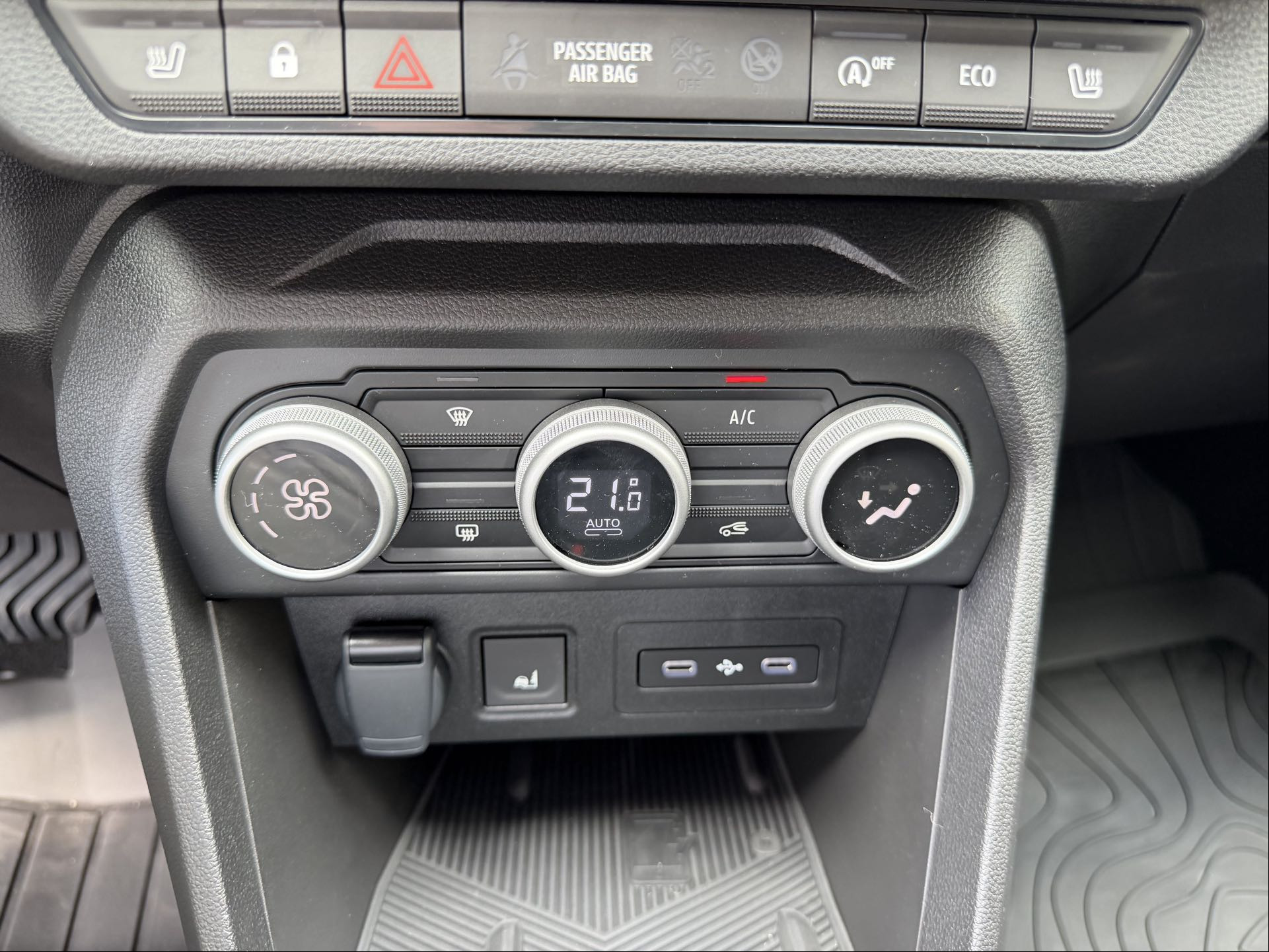 Vente en ligne Dacia Sandero Sandero ECO-G 120 auto au prix de 21 490 €