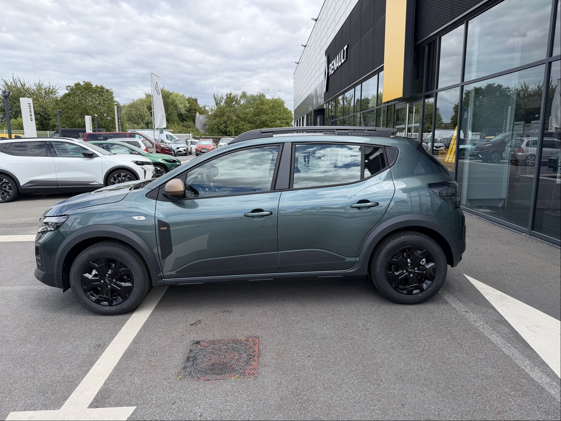 Vente en ligne Dacia Sandero Sandero ECO-G 120 auto au prix de 21 490 €