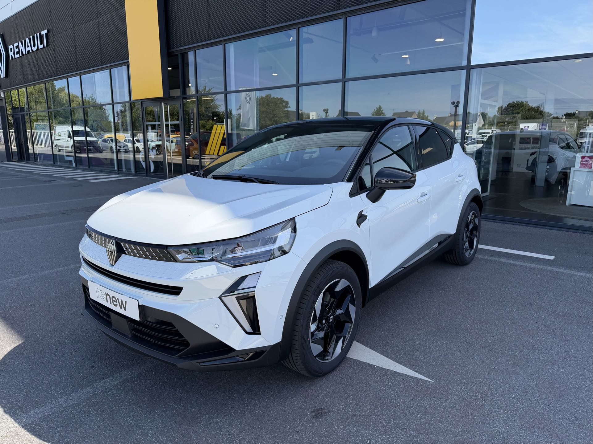 Renault Captur  E-Tech full hybrid 160 ch occasion de 2026 en vente à Lamballe