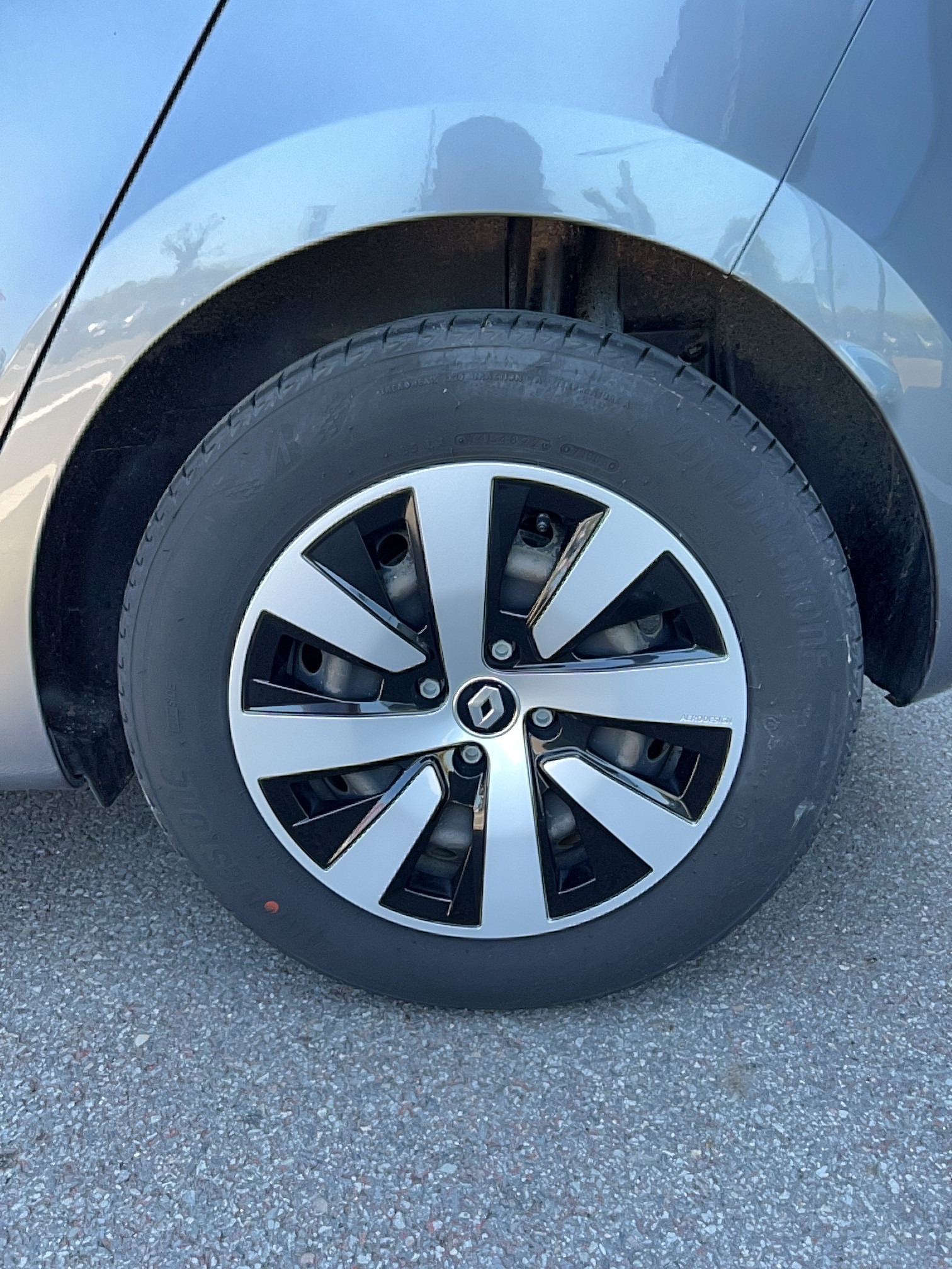 Vente en ligne Renault Clio 5 Clio TCe 90 au prix de 13 990 €