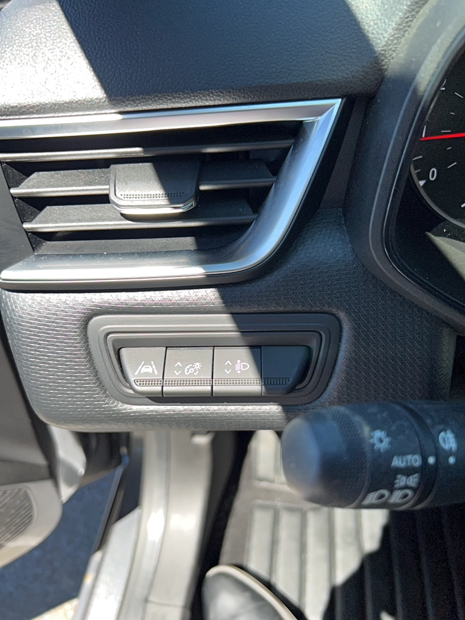 Vente en ligne Renault Clio 5 Clio TCe 90 au prix de 13 990 €
