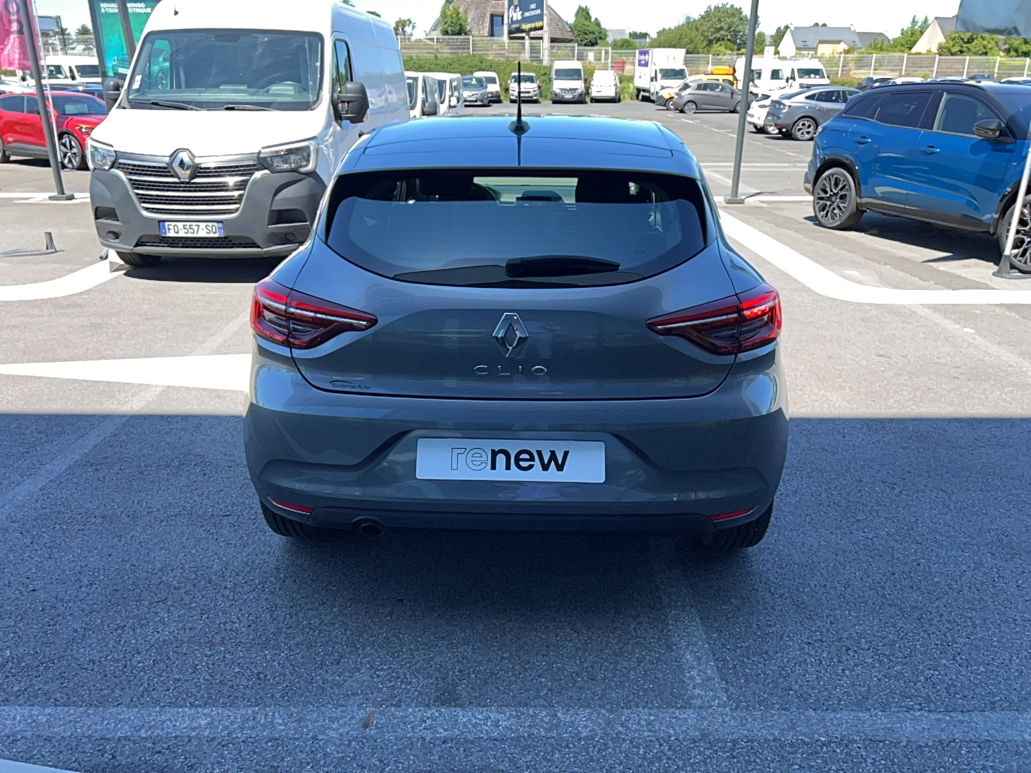 Vente en ligne Renault Clio 5 Clio TCe 90 au prix de 13 990 €