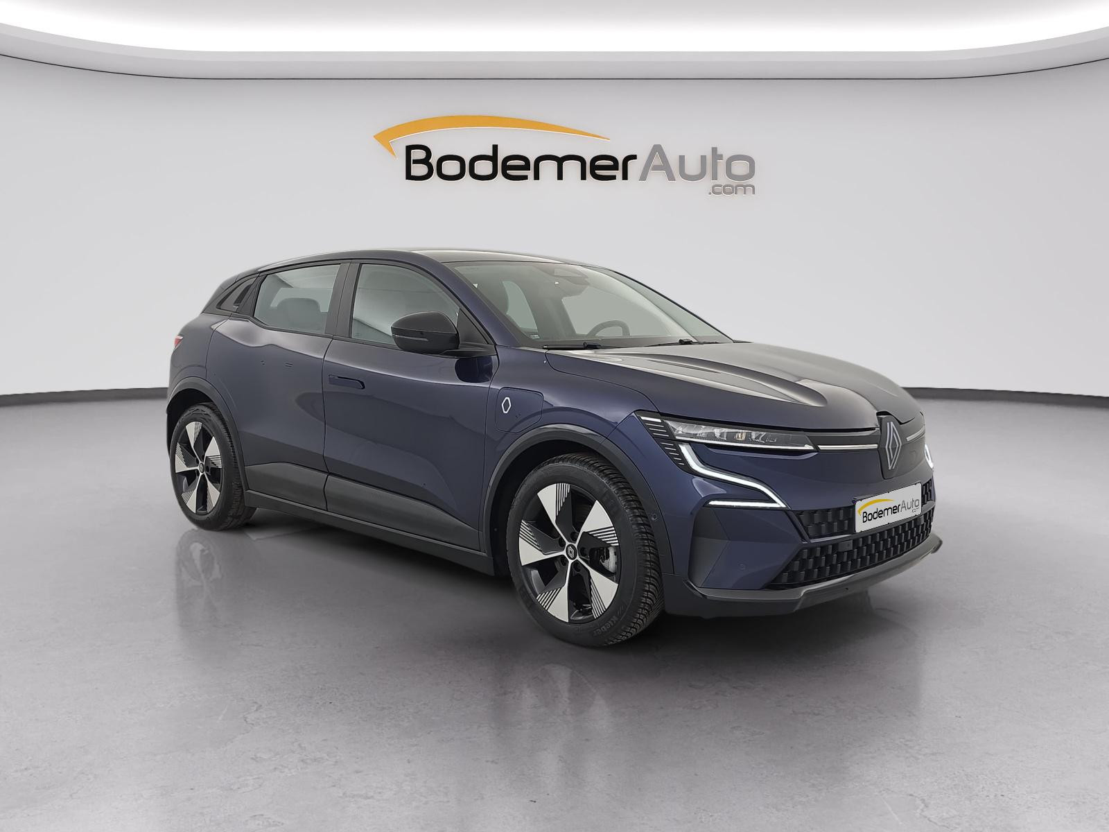 Vente en ligne Renault Megane E-Tech  EV40 130ch boost charge au prix de 20 990 €