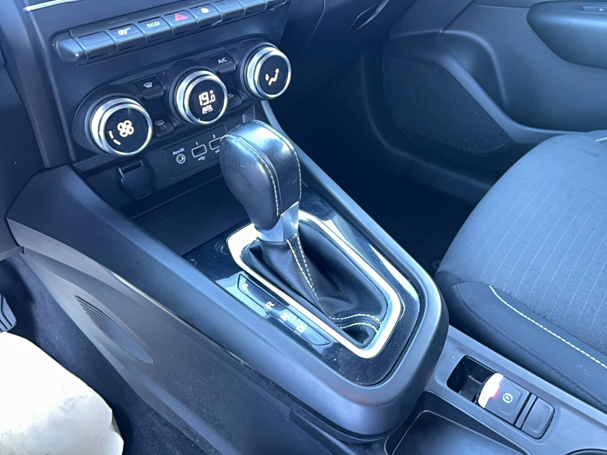 Vente en ligne Renault Arkana  TCe 140 EDC FAP au prix de 16 290 €