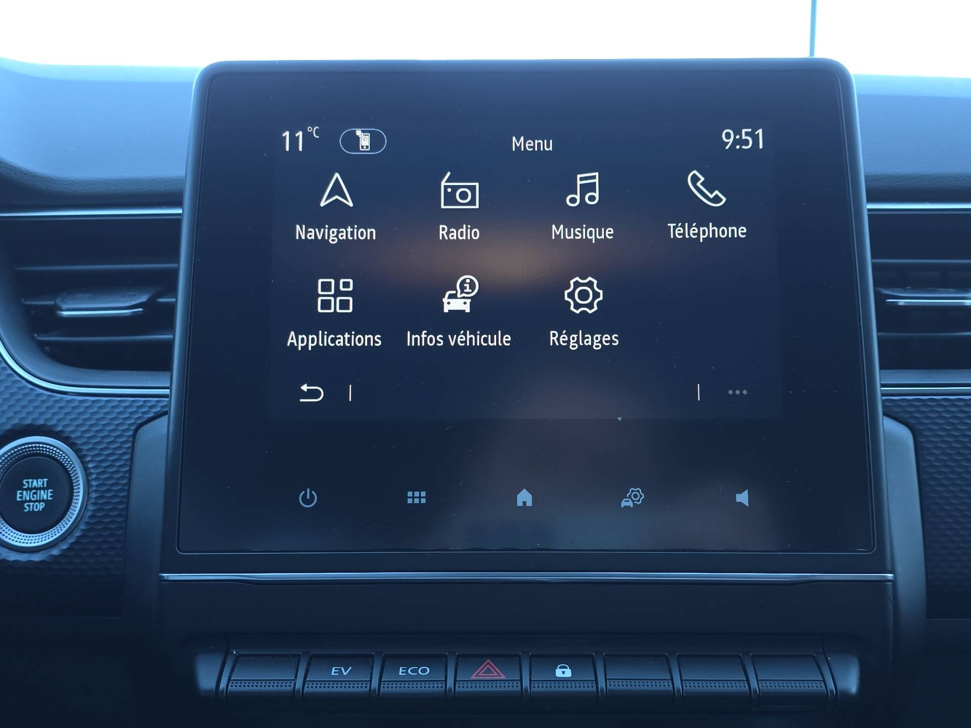 Vente en ligne Renault Arkana  E-Tech hybride 145 - 22 au prix de 18 990 €