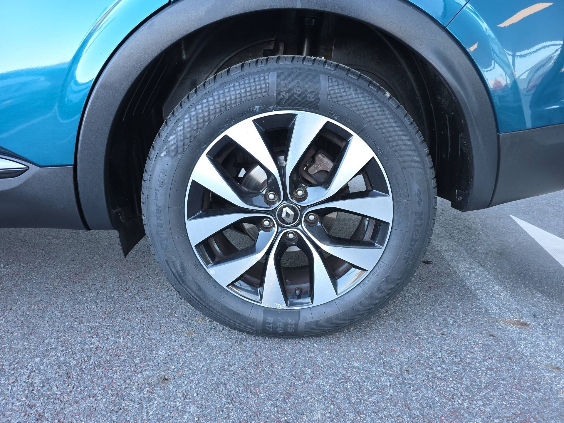 Vente en ligne Renault Arkana  E-Tech hybride 145 - 22 au prix de 18 990 €