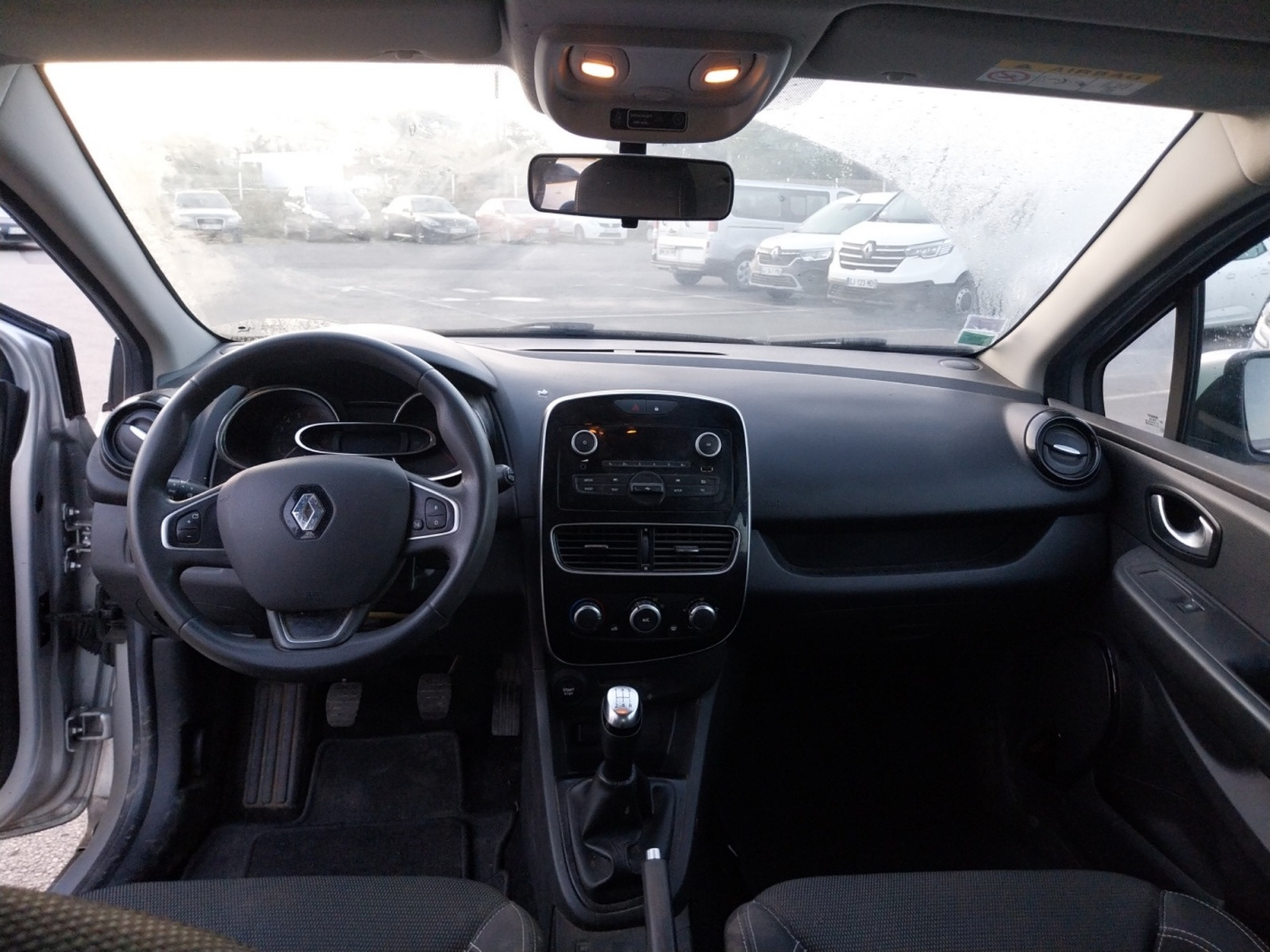 Vente en ligne Renault Clio 4 Clio TCe 75 E6C au prix de 10 590 €