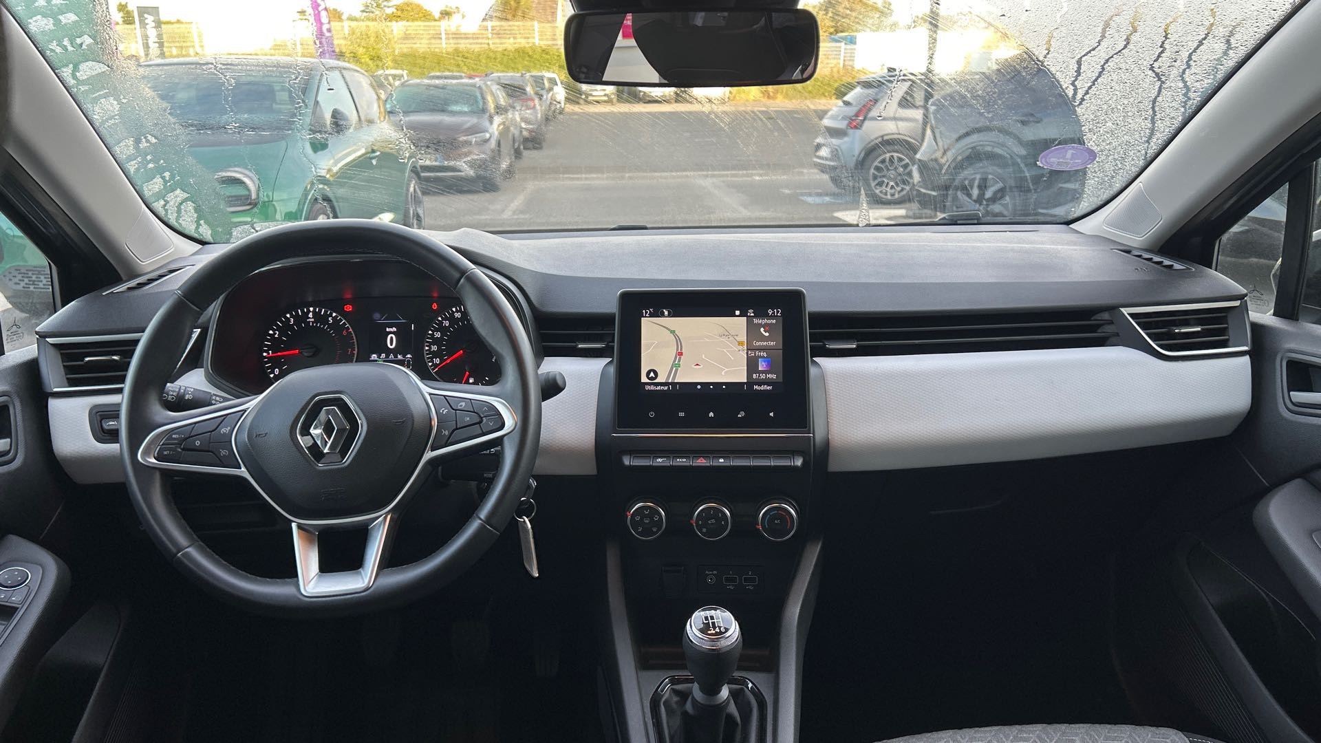 Vente en ligne Renault Clio 5 Clio TCe 100 GPL au prix de 13 990 €