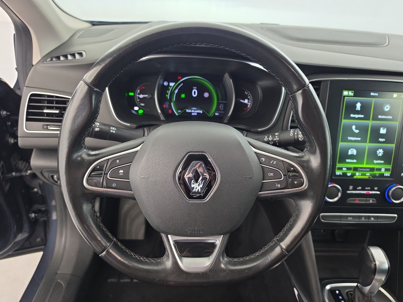 Vente en ligne Renault Megane 4 Mégane IV Berline TCe 140 Energy EDC au prix de 13 990 €