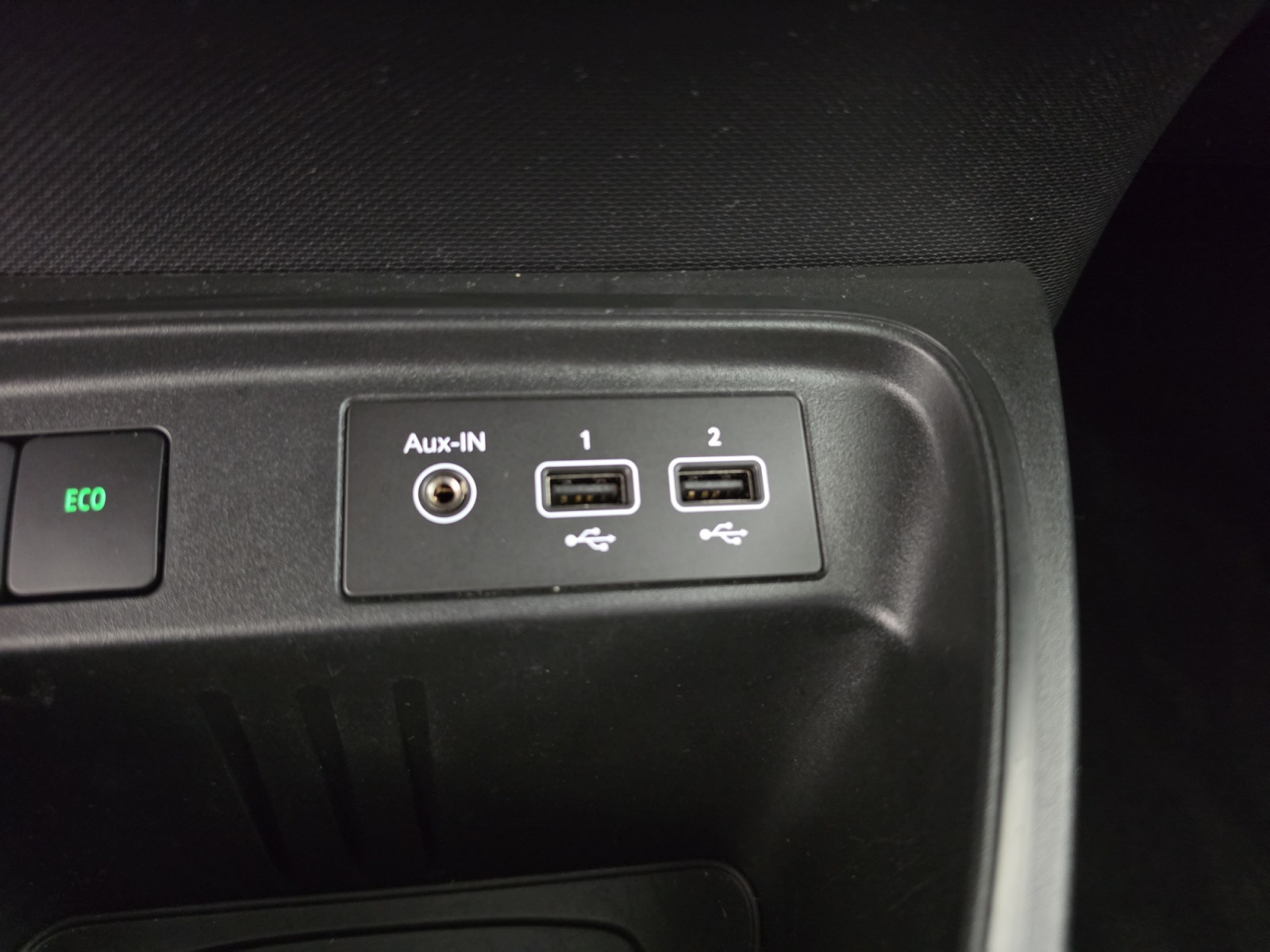 Vente en ligne Renault Twingo Electrique Twingo III E-Tech au prix de 12 590 €
