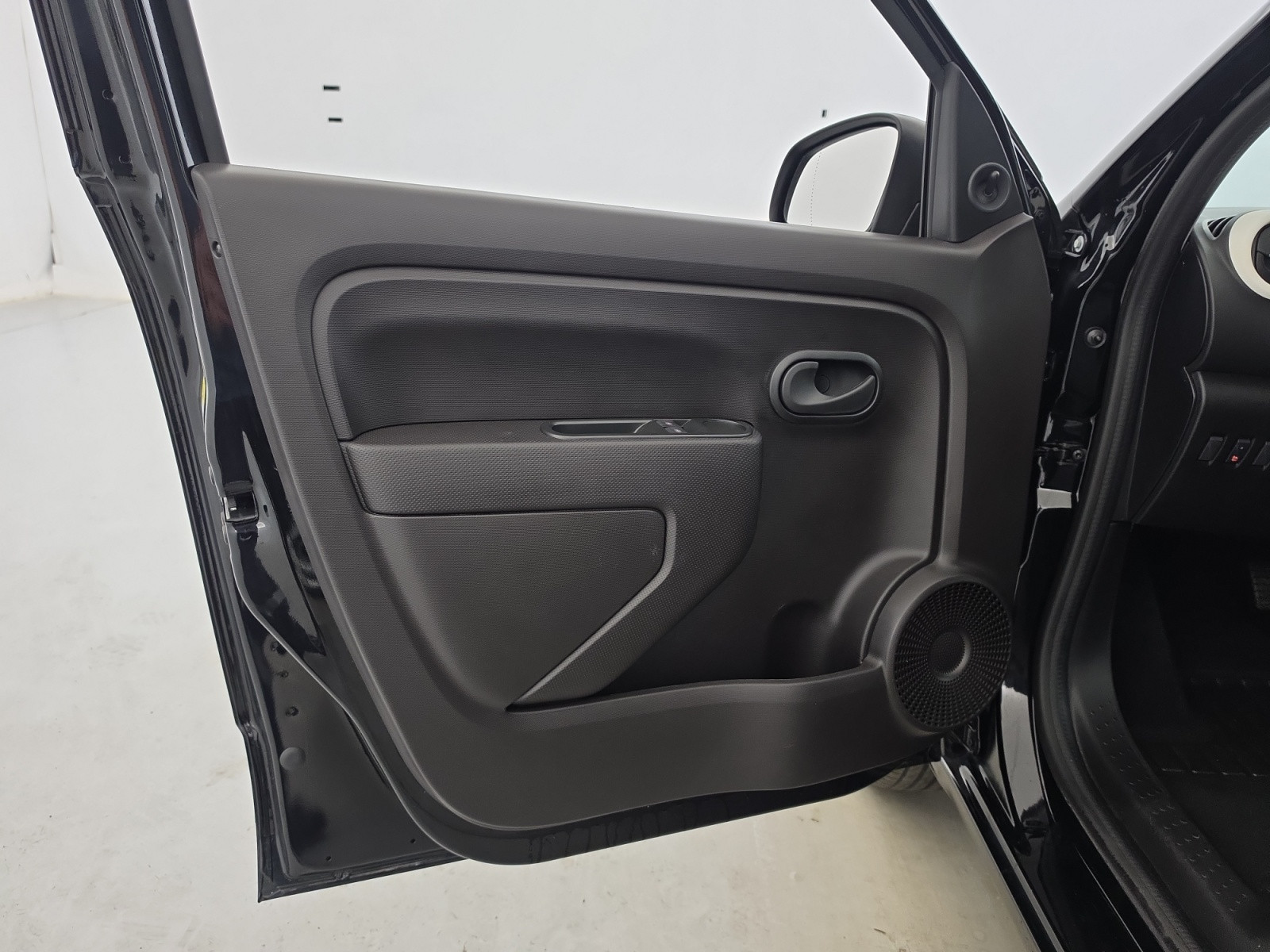 Vente en ligne Renault Twingo Electrique Twingo III E-Tech au prix de 12 590 €