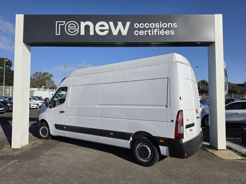 Vente en ligne Renault Master Fourgon MASTER FGN TRAC F3500 L3H3 BLUE DCI 135 au prix de 25 290 €