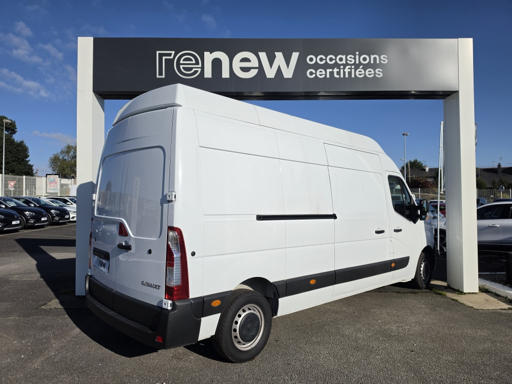 Vente en ligne Renault Master Fourgon MASTER FGN TRAC F3500 L3H3 BLUE DCI 135 au prix de 25 290 €