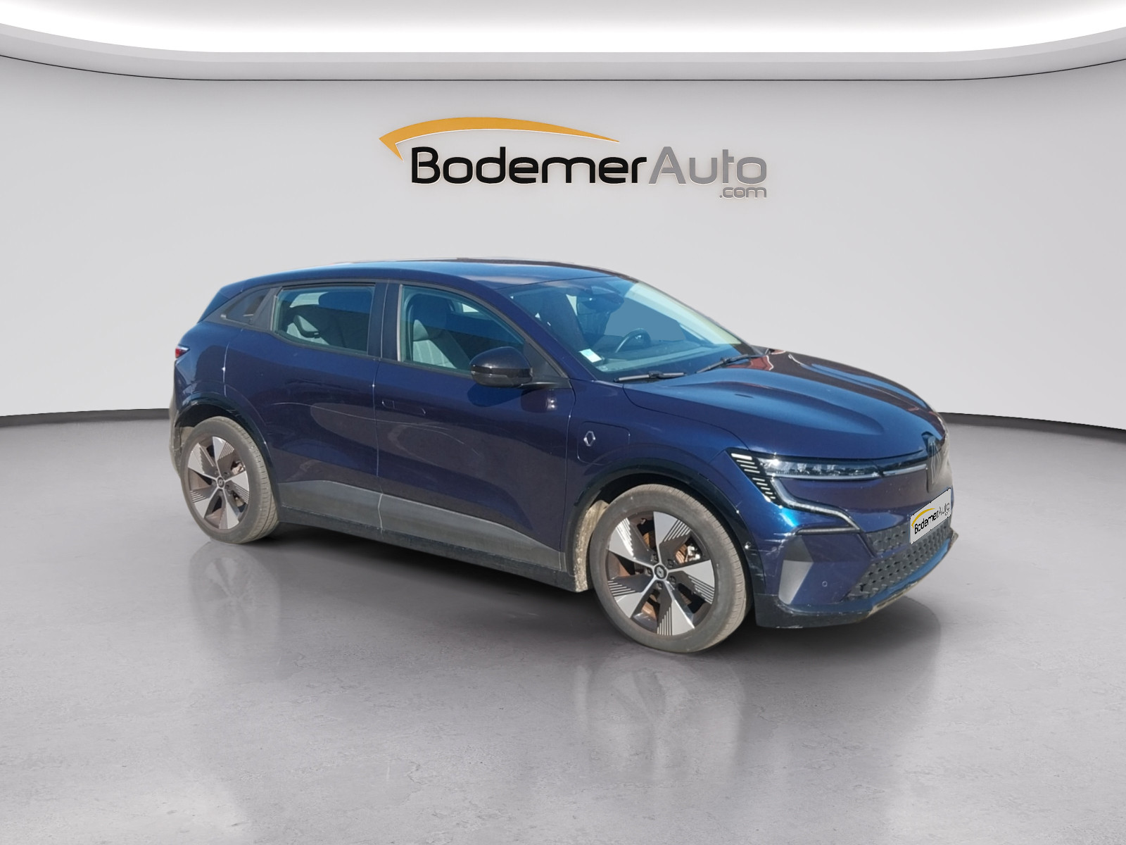 Vente en ligne Renault Megane E-Tech  EV60 220 ch super charge au prix de 25 690 €