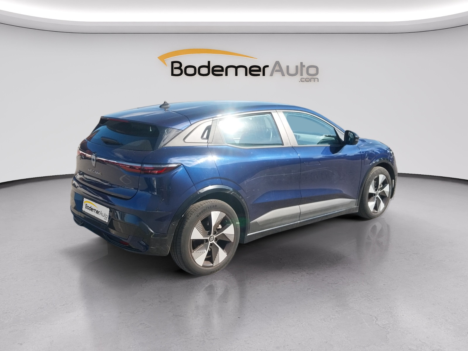 Vente en ligne Renault Megane E-Tech  EV60 220 ch super charge au prix de 25 690 €